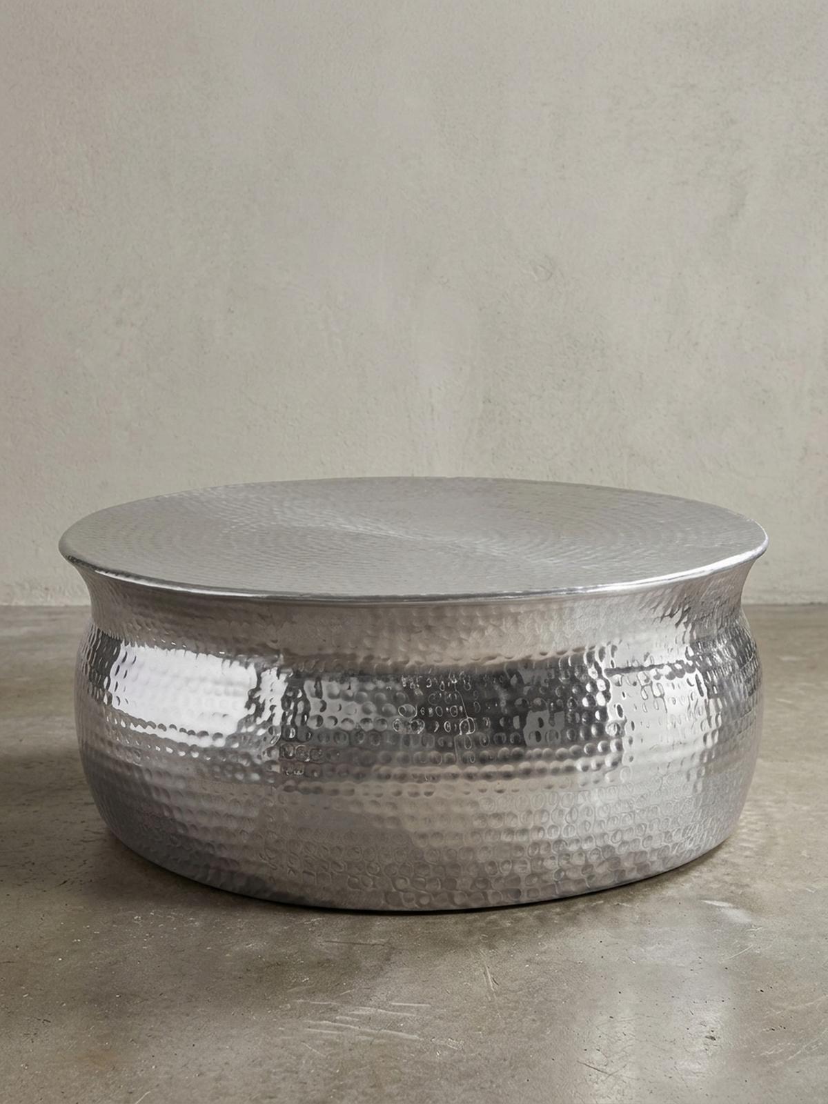 COUCHTISCH Orient Handgefertigt Hammerschlag-Aluminium Großzügige Ablagefläche, Silber 75x75x31 cm - Silberfarben, Metall (75/75/31cm) - KADIMA DESIGN