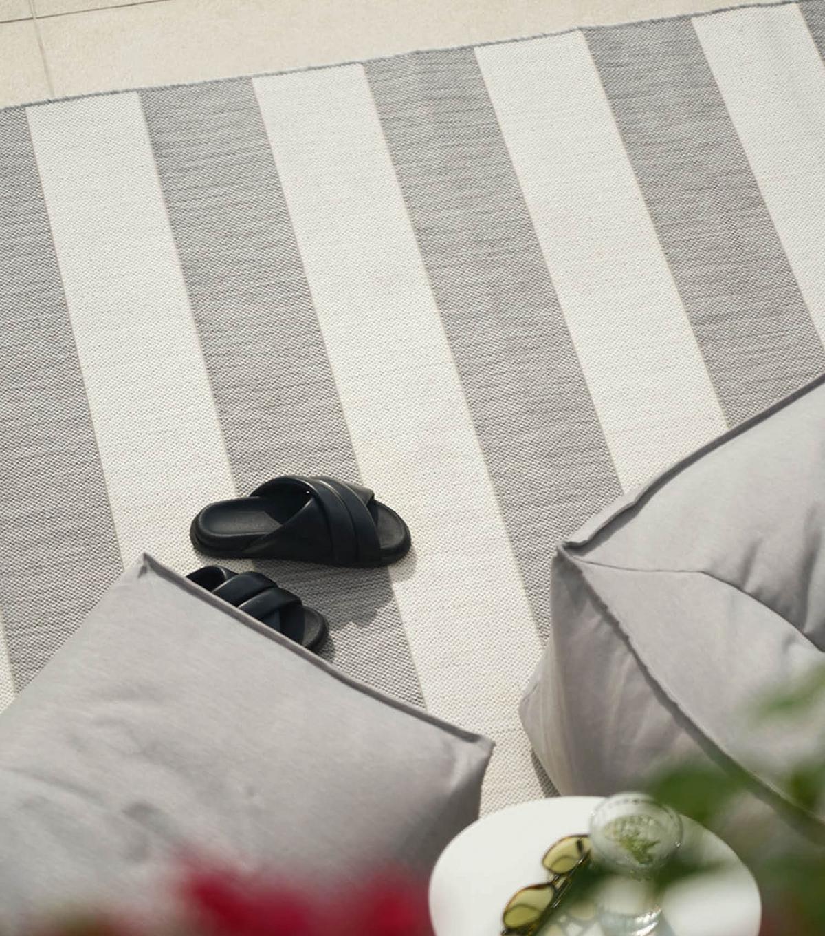 OUTDOORTEPPICH Der Gestreifte - Grau, Kunststoff (160/230cm) - Mokebo