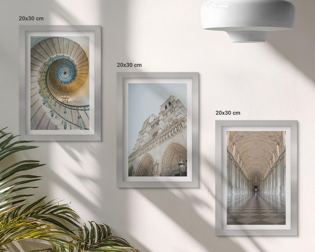 BILDER SET 3er Set - 20x30 cm Silberner Rahmen - Wendeltreppe der Kathedralenfassade - Silberfarben, Kunststoff (20/30cm) - TULUP