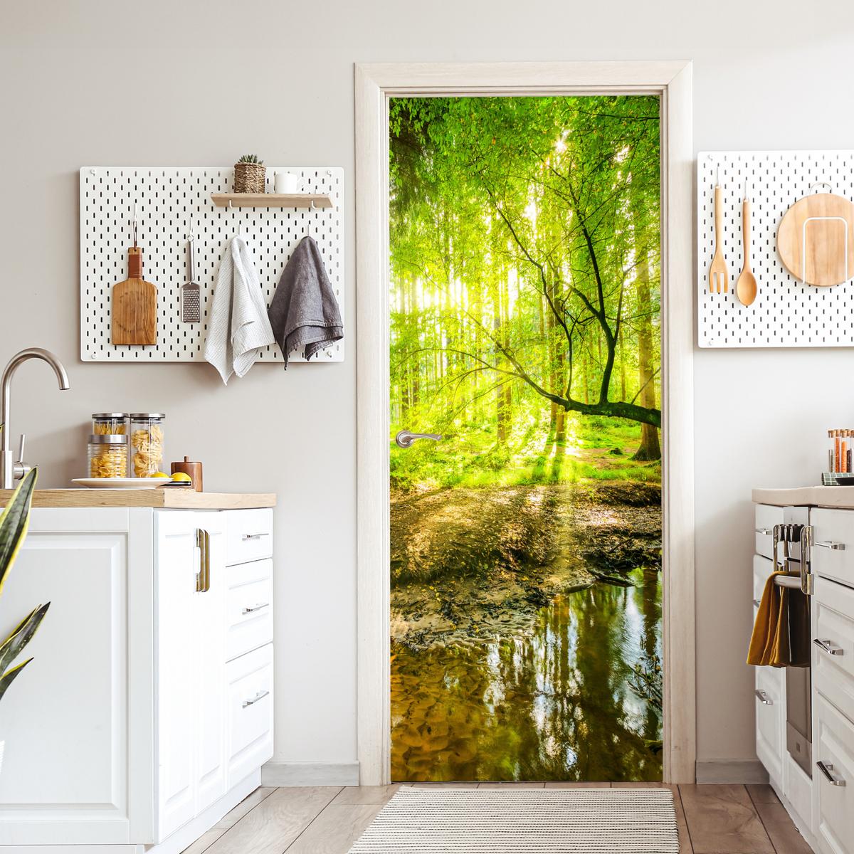 TÜRAUFKLEBER Wald - Landschaft - Wasser - Bäume - Sonne - Grün - Natur 90x215 cm - Türtapete - Hellgrün, Kunststoff (90/0.1cm) - MuchoWow