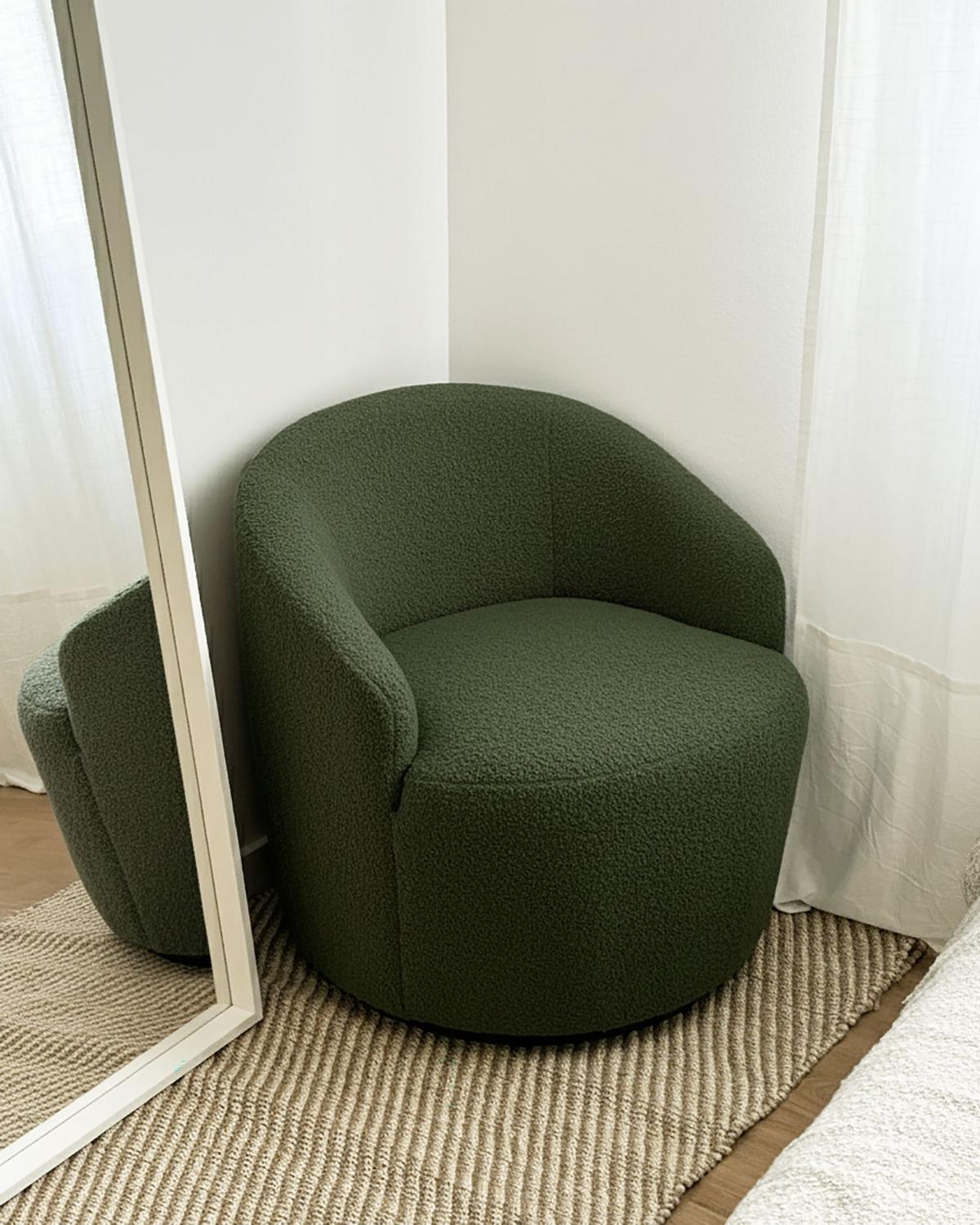 DREHSESSEL Bouclé Dunkelgrün Davik - Schwarz/Grün, Textil (62/67/63cm) - Beliani