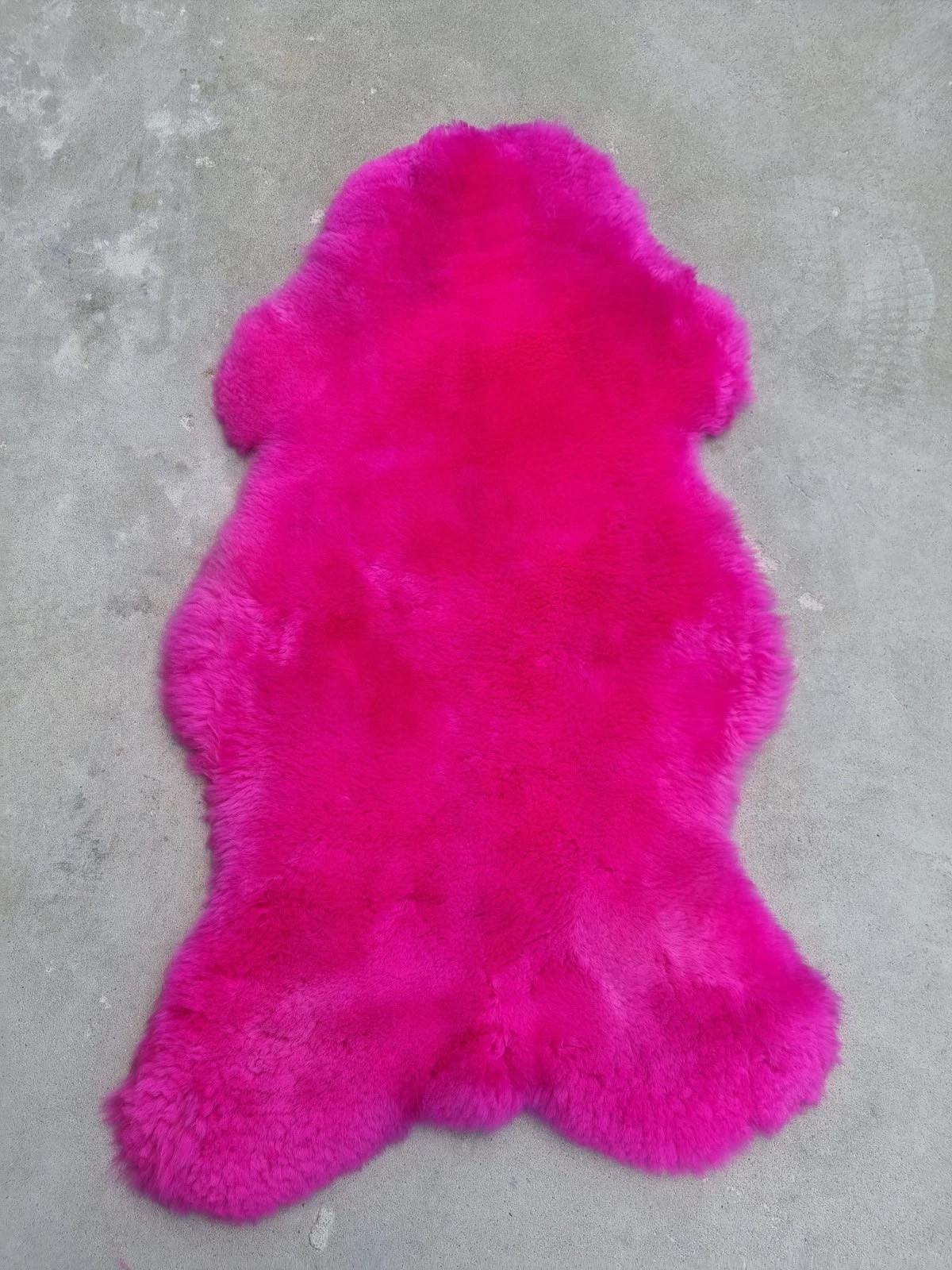 SCHAFFELL Premium Merino Lammfell Pink geschoren ca. 125 cm - Pink, Fell (70/125cm) - Provellus