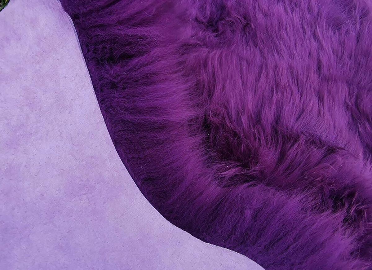 LAMMFELL Öko bunt gefärbt weich Fell Teppich Amethyst ca. 90 cm - Violett, Fell (50/90cm) - Provellus