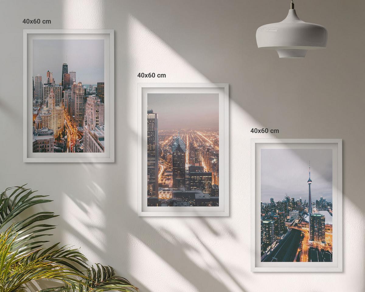 BILDER SET 3er Set - 40x60 cm Weißer Rahmen - Städte bei Nacht, Wolkenkratzer, Lichter - Weiß, Kunststoff (40/60cm) - TULUP