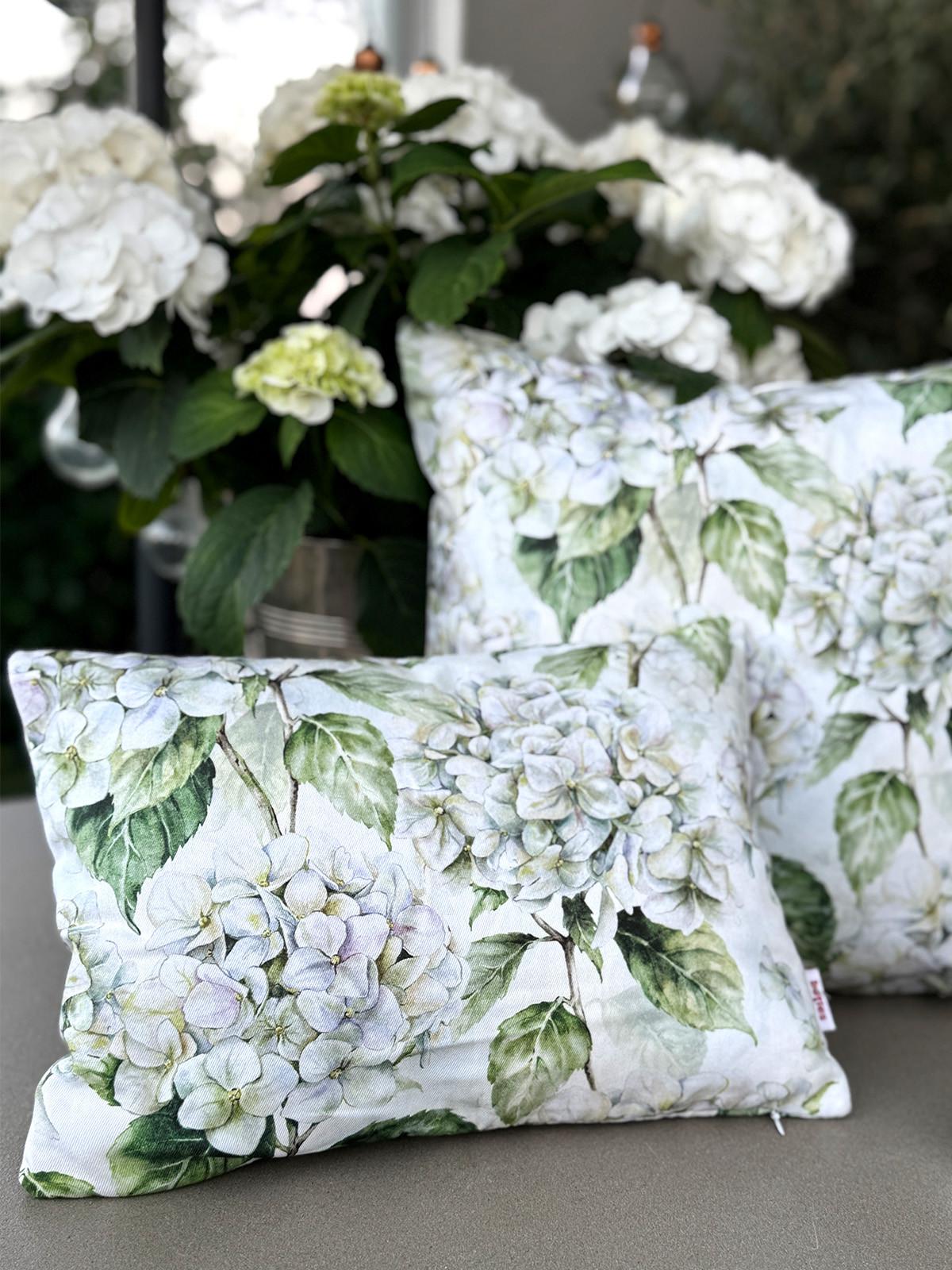KISSENHÜLLE Landlust-Hortensie weiß 50/50 cm - Weiß/Grün, Textil (50/50cm) - beties Heimtextil