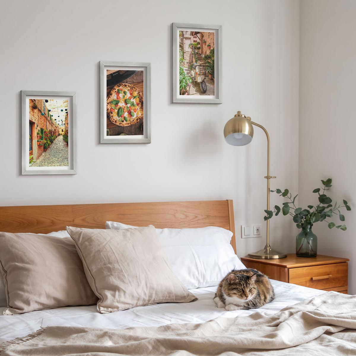 BILDER SET 3er Set - 20x30 cm Silberner Rahmen - Charmante Straßen mit Pizza - Silberfarben, Kunststoff (20/30cm) - TULUP