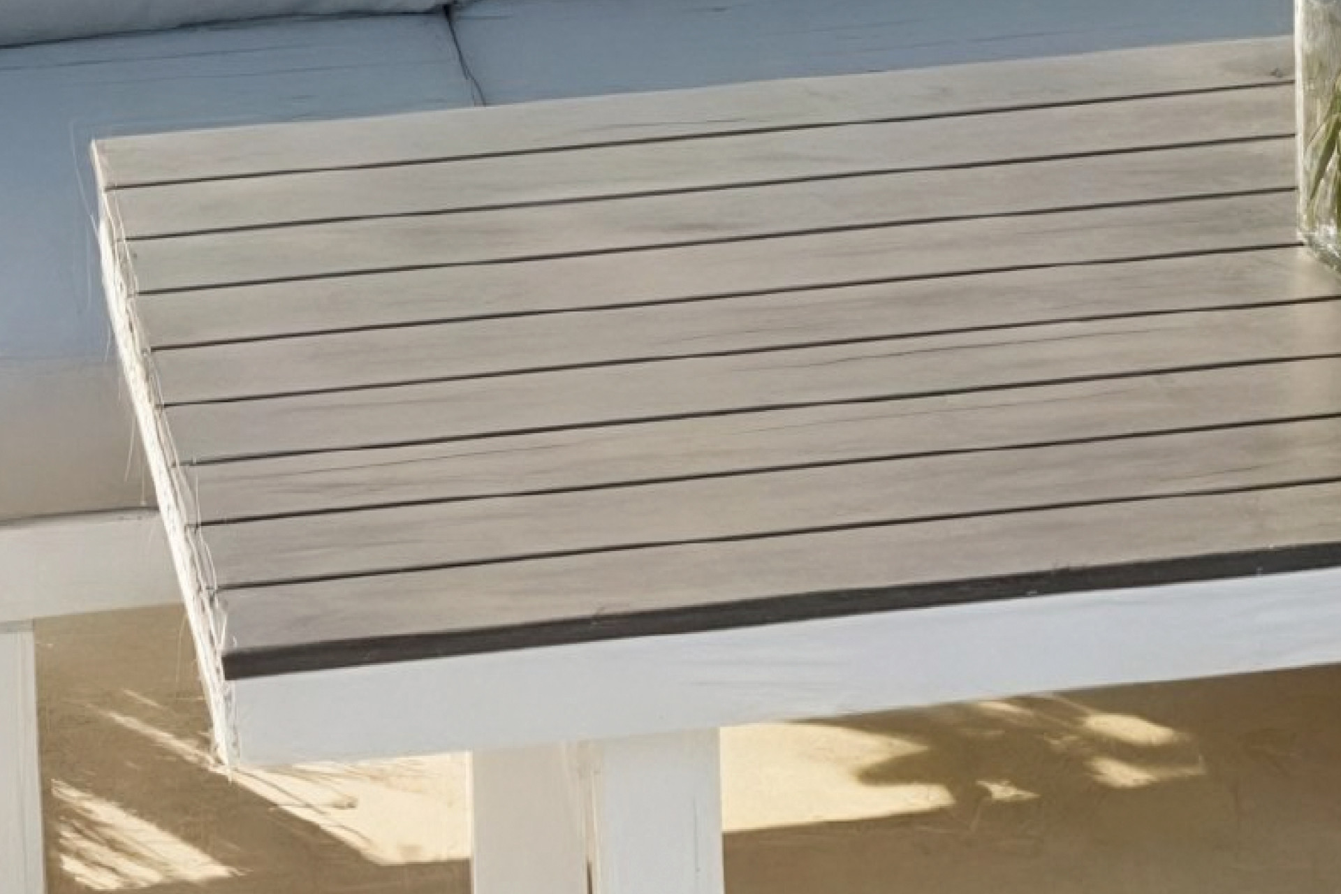 Dining Loungeset Tisch Tischplatte Dunkelgrau Polywood matt Gestell Weiß Aluminium pulverbeschichtet 