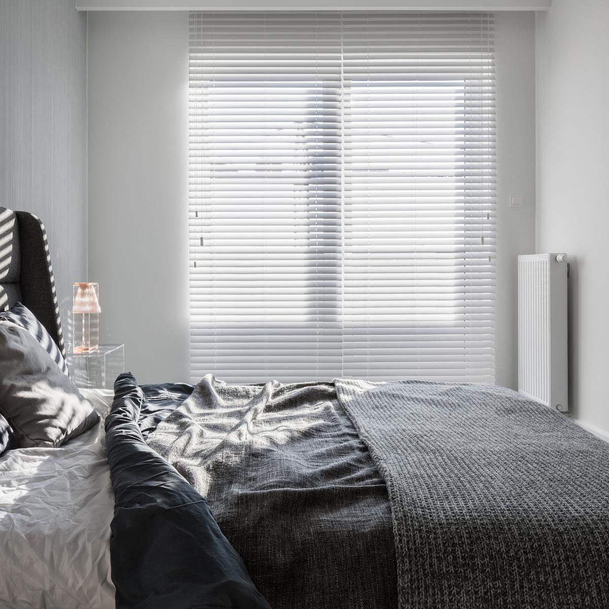 JALOUSIE venetianische mit weißer Zugschnu 150X180 - Weiß, Metall (150cm) - STORESDECO