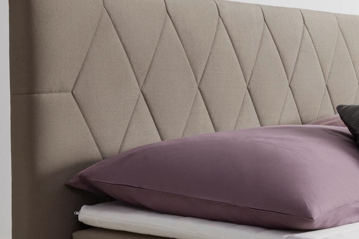 Boxspringbett beige gepolstertes Kopfteil Karosteppung inkl. Topper