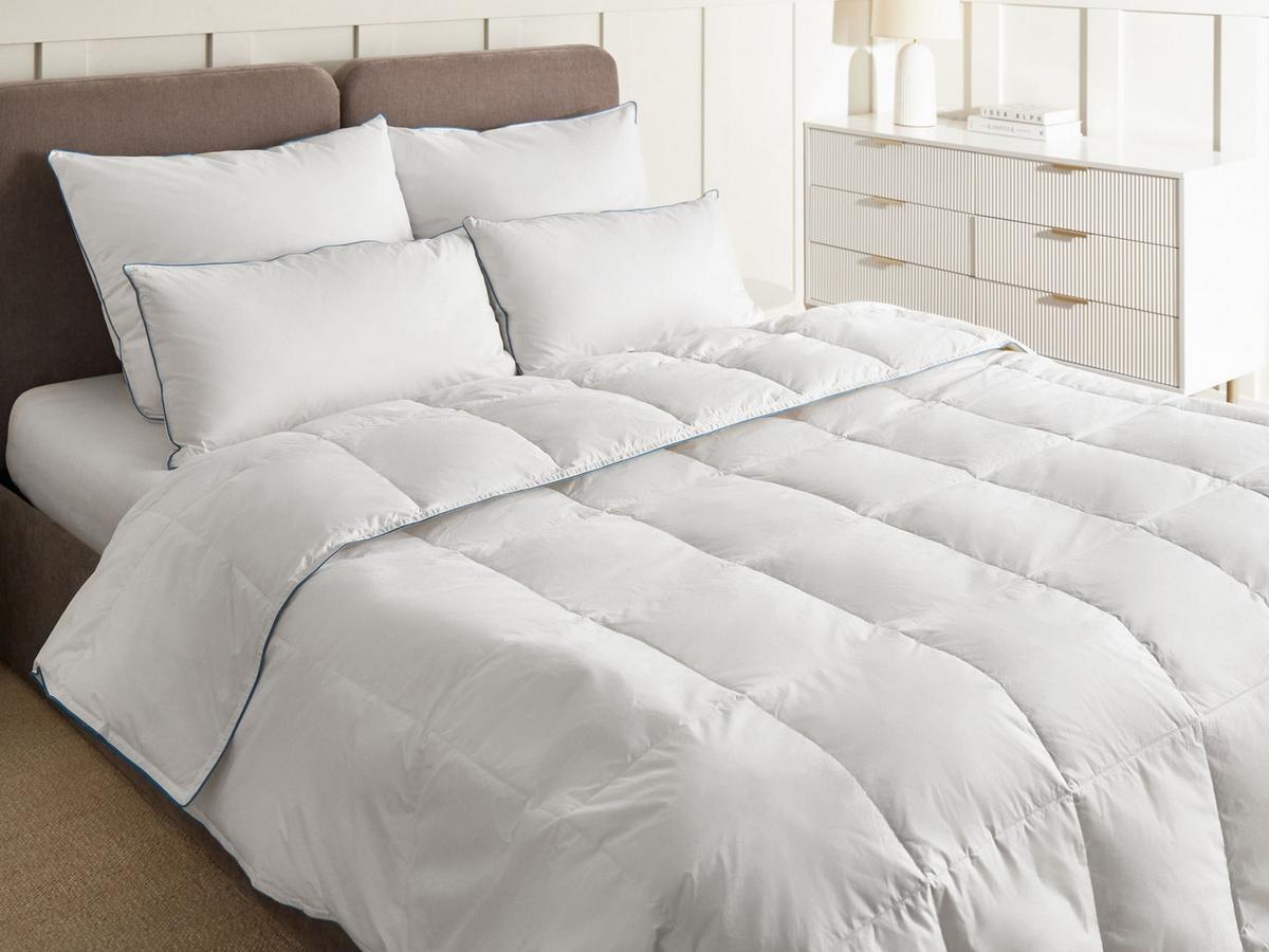 BETTDECKE Entenfedern und Daunen Leicht Warm 220/240 cm Cervino - Weiß, Textil (220/240cm) - Beliani