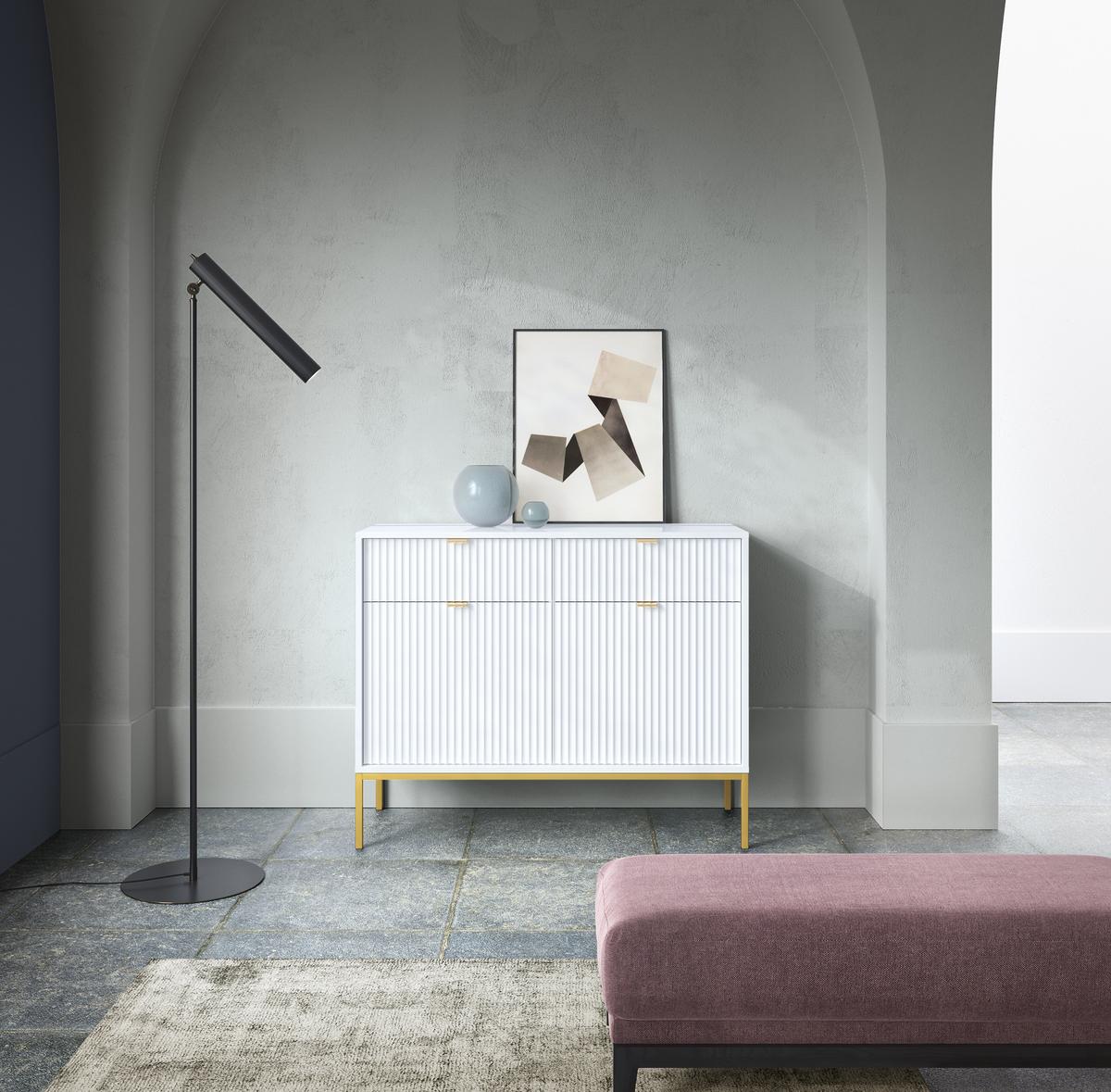 SIDEBOARD Eternas 2T 2S Weiß 104/83/39 cm – goldene Füße, mit geriffelten Fronten - Goldfarben/Weiß, Holzwerkstoff (104/83/39cm) - AX Living