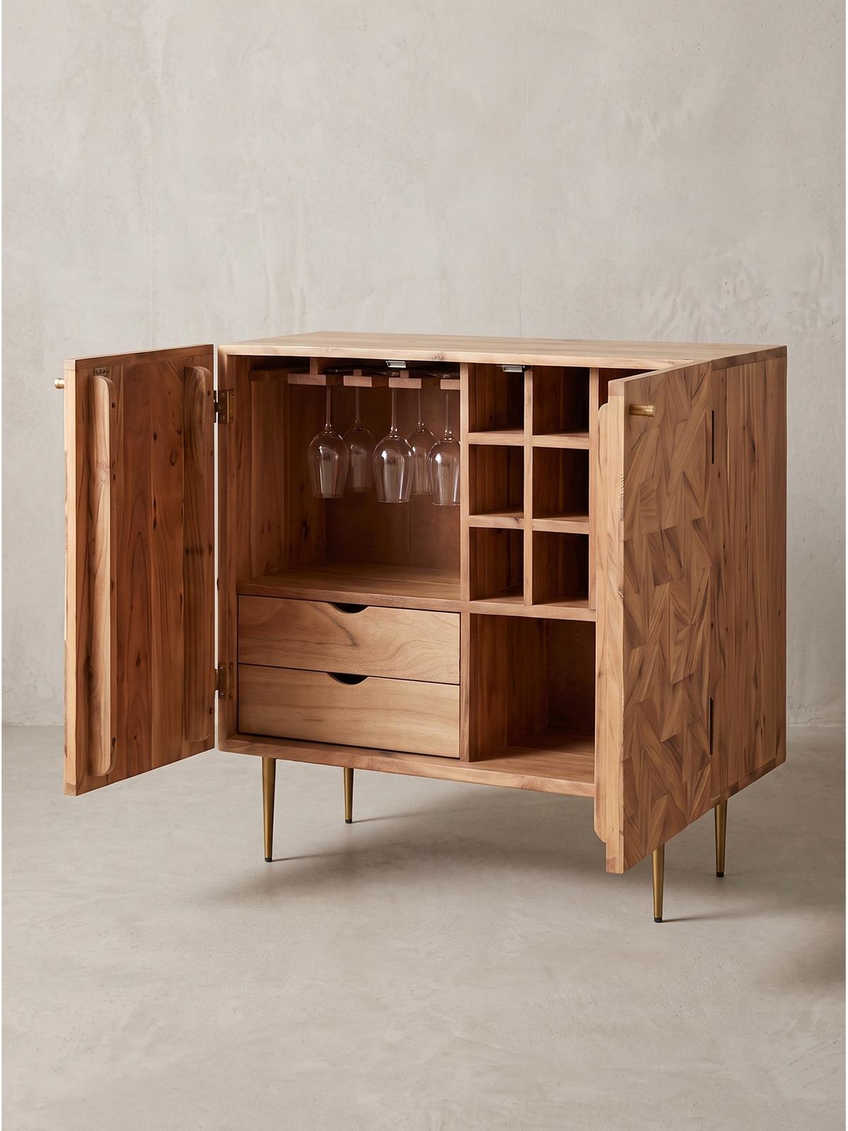 HAUSBAR MERTOLA, Akazie Massivholz, mit Holzstruktur, 90 x 45 x 78 cm - Goldfarben/Akaziefarben, Holz/Metall (90/78/45cm) - KADIMA DESIGN