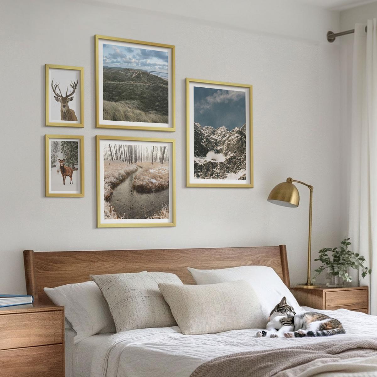 BILDER SET 5er Set - 50x50 cm & 20x30 cm & 40x60 cm Goldrahmen - Berge, Schnee, Hirsche, Waldlandschaft - Goldfarben, Kunststoff (40/60cm) - TULUP