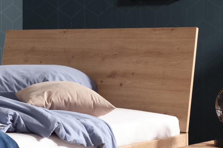 Stauraumbett mit Kopfteil Eichefarbe