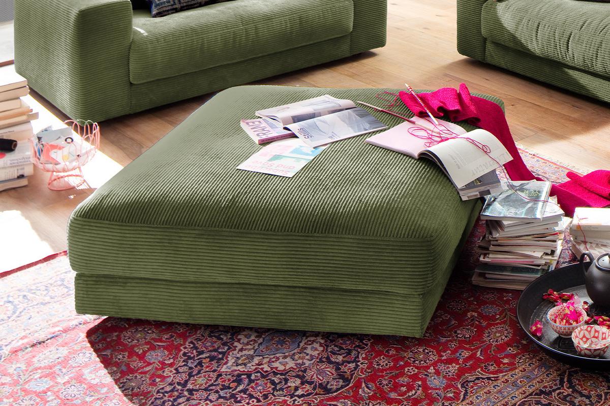 BIG HOCKER MADELINE Grün Cord - Olivgrün, Textil (120/43/120cm) - KAWOLA