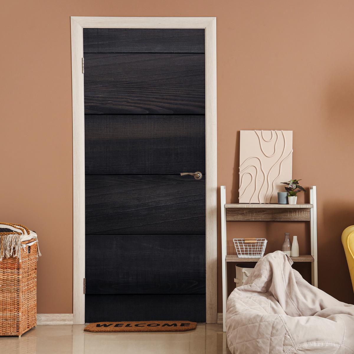 TÜRAUFKLEBER Schwarzer Hintergrund mit einer Plankenstruktur 90x215 cm - Türtapete - Schwarz, Kunststoff (90/0.1cm) - MuchoWow