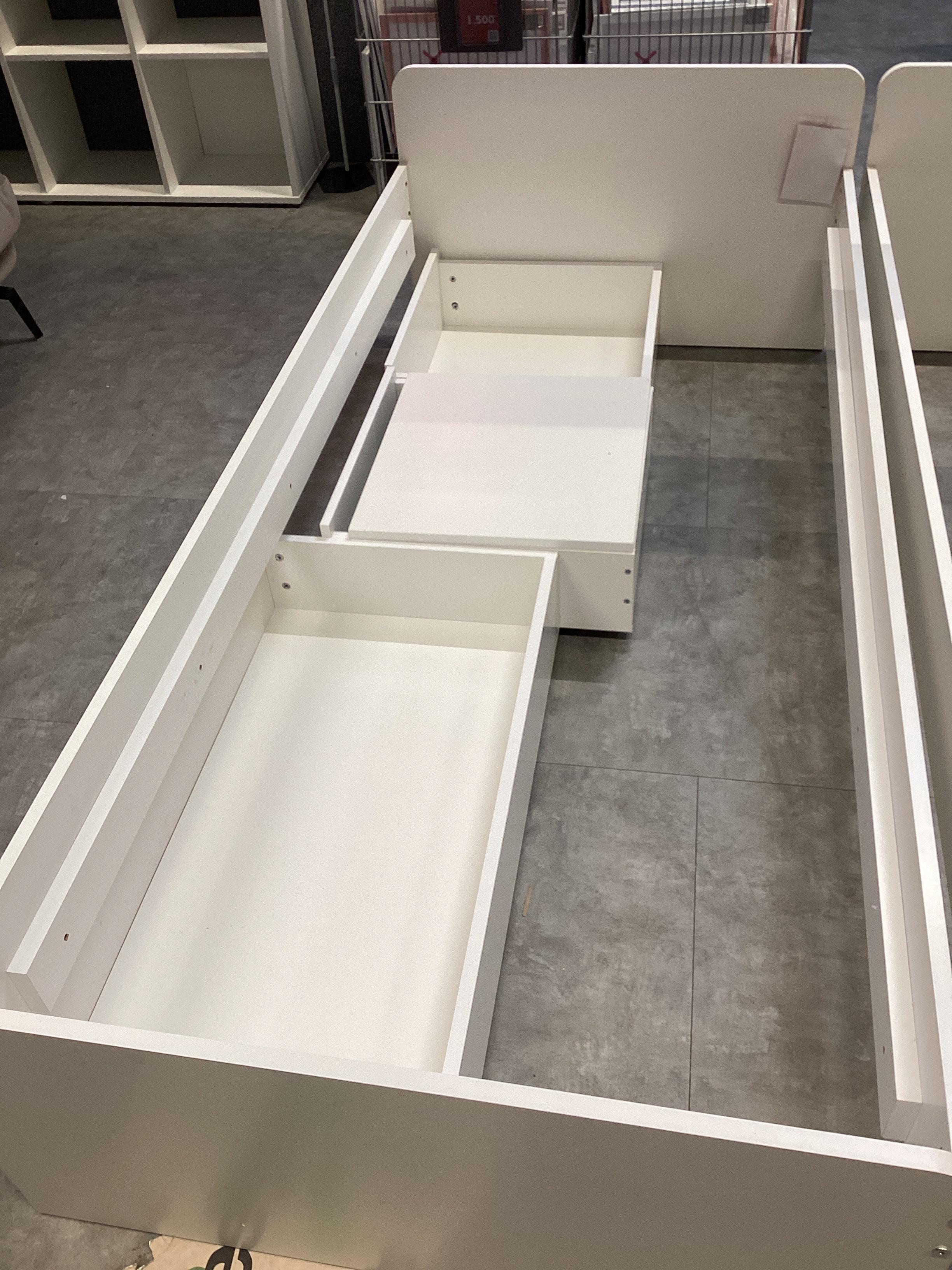 CSEPEL OUTLET ÁGY DIRK II BEST PRICE