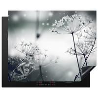 HERDABDECKPLATTE Blumen - Winter - Schnee - Natur Herdabdeckung Induktionsfeld 65x52 cm - Grau, Kunststoff (65/52/0.2cm) - MuchoWow
