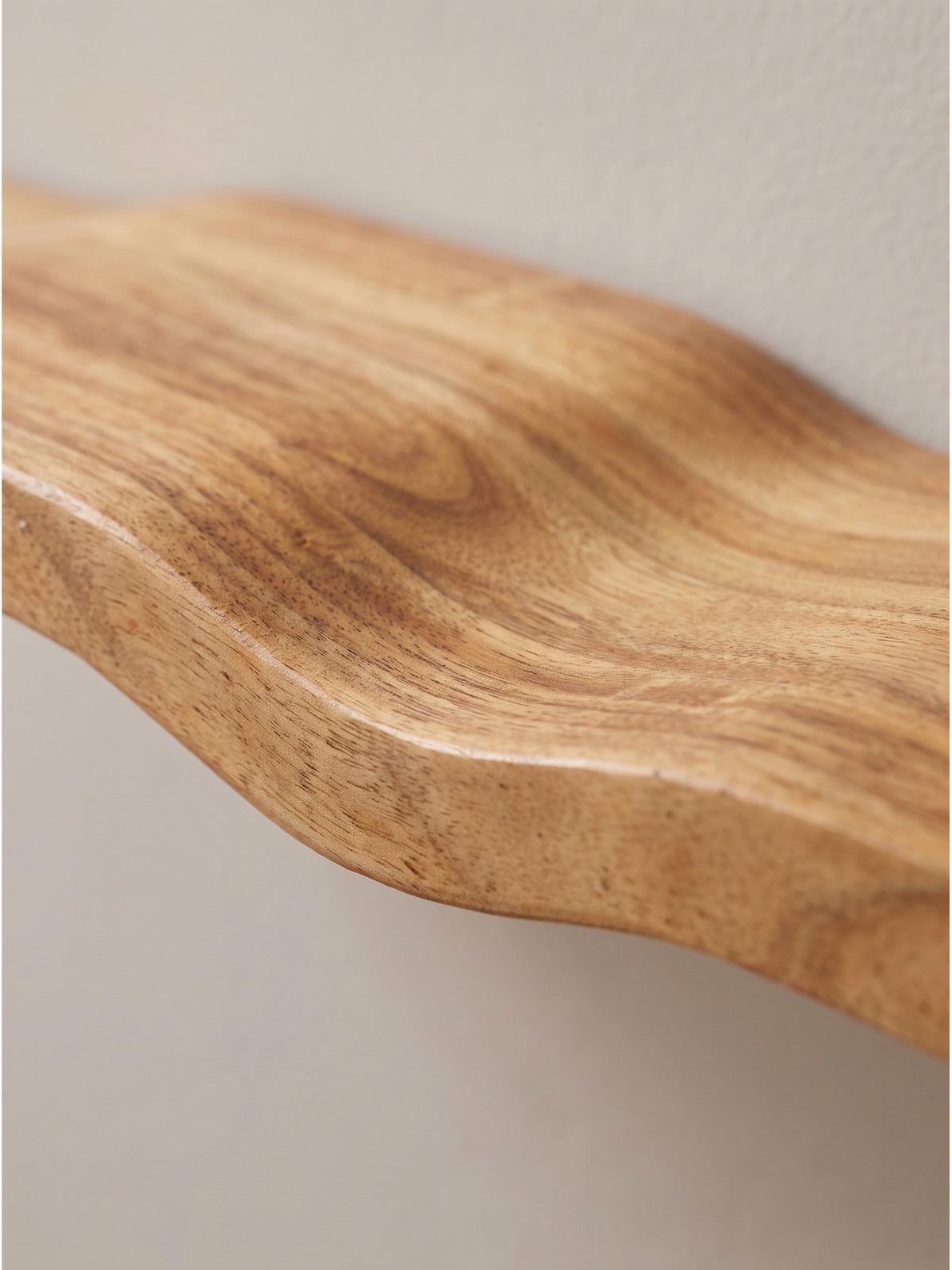 WANDREGAL LEVANTO, Akazie Massivholz, handgefertigt, 40 x 20 x 2,5 cm - Akaziefarben, Holz (40/2.5/20cm) - KADIMA DESIGN