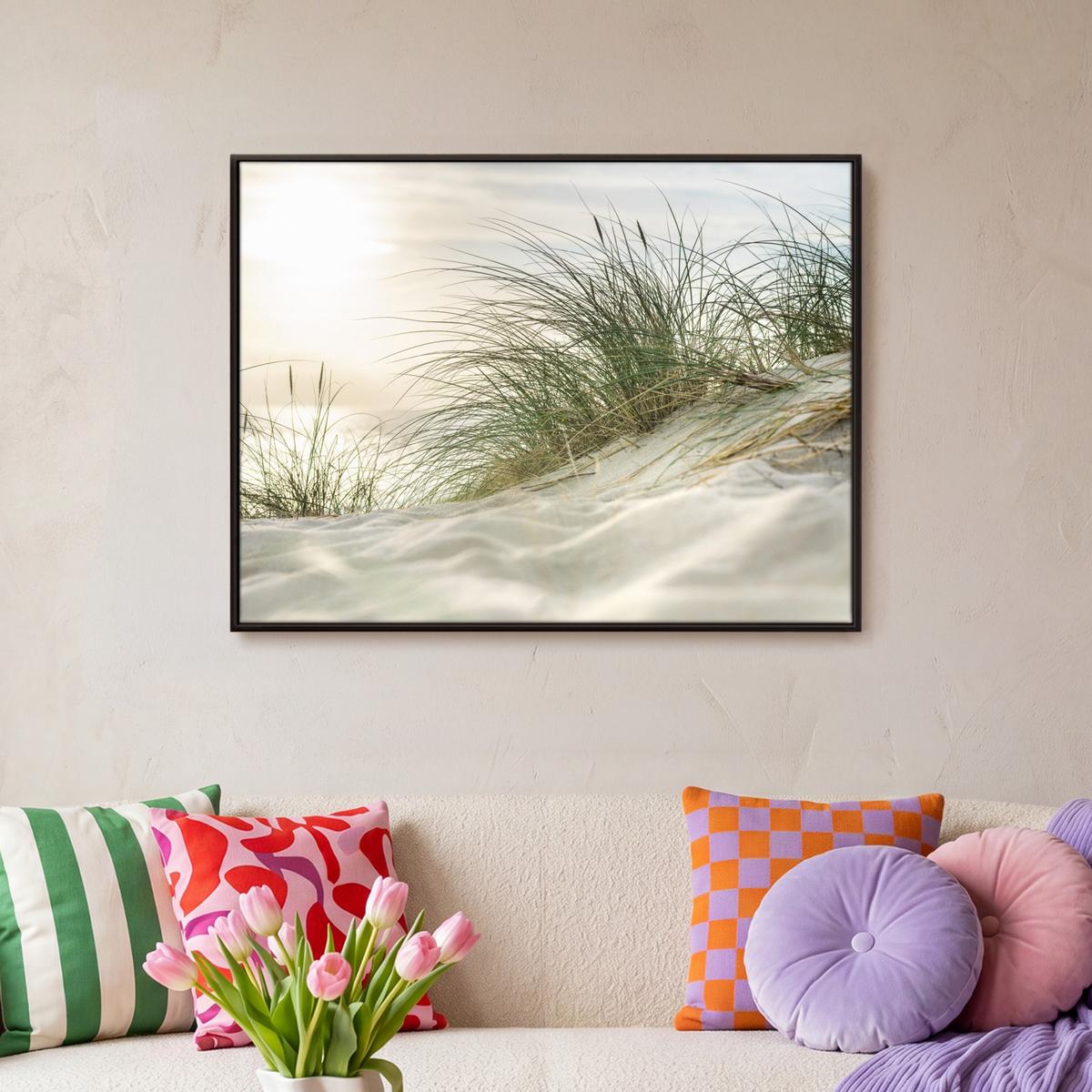 LEINWAND Bilder mit Rahmen - Dünen mit Strandhafer in der Sonne des Nationalparks Schleswig-Holsteinisches Wattenmeer - 80x60 - Creme, Textil (80/60cm) - MuchoWow