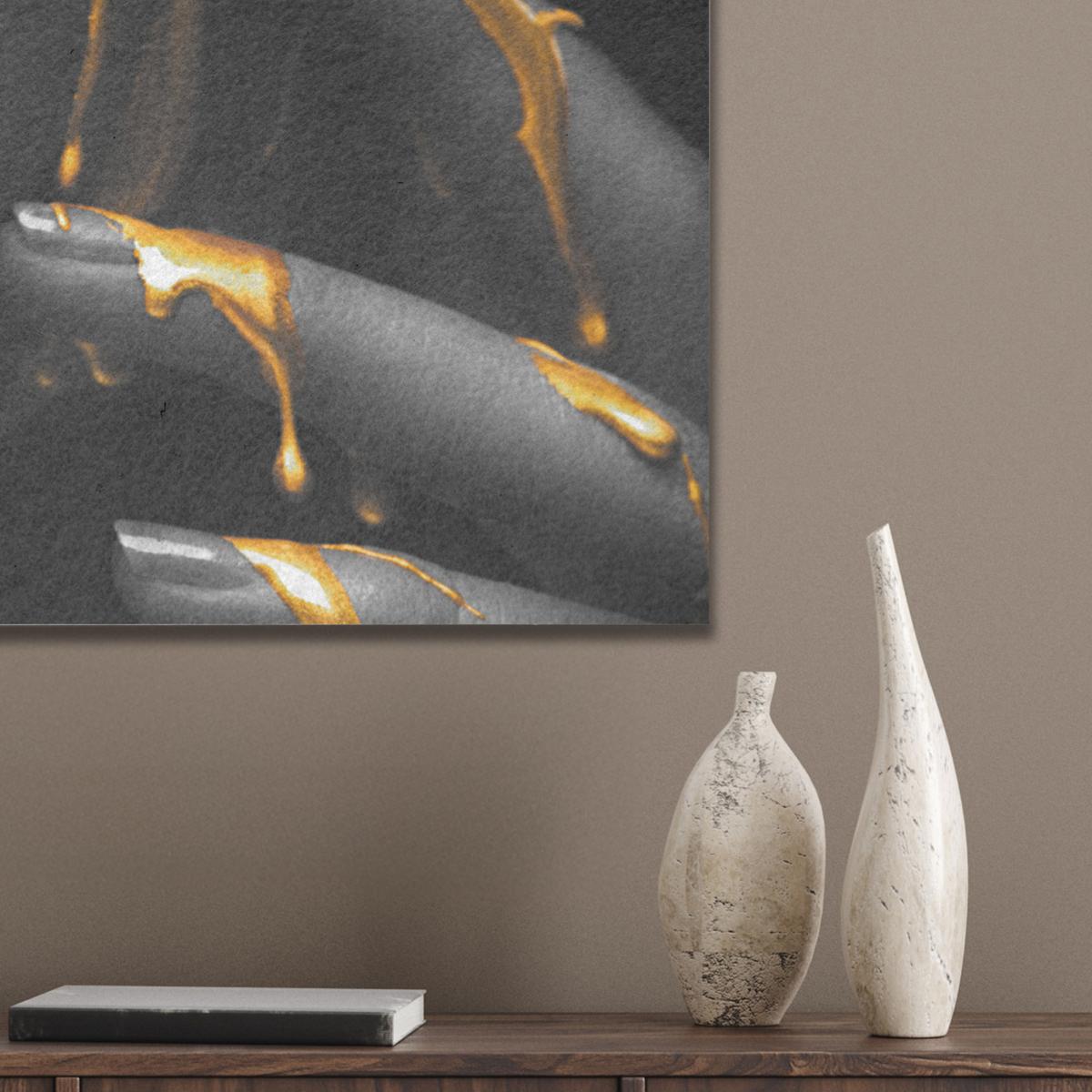 AKUSTIKBILD Frau - Schwarz - Gold - Gesicht - Lippen Wanddeko 70x50 cm - Goldfarben, Kunststoff (70/50/0.9cm) - MuchoWow