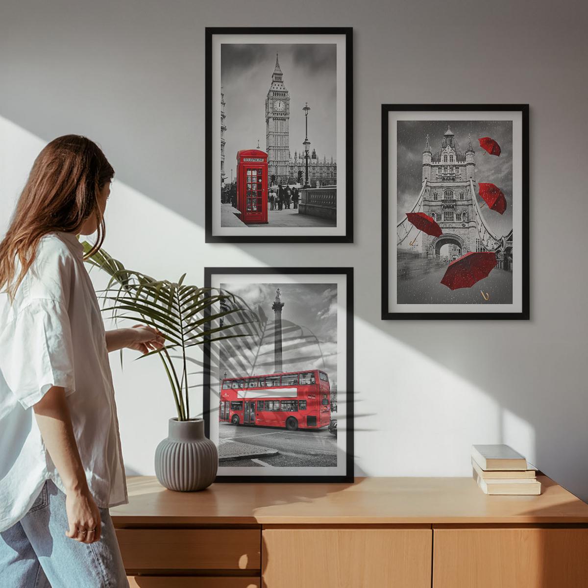 BILDER SET 3er Set - 40x60 cm Schwarzer Rahmen - Roter Regenschirmstand und Londoner Bus - Schwarz, Kunststoff (40/60cm) - TULUP