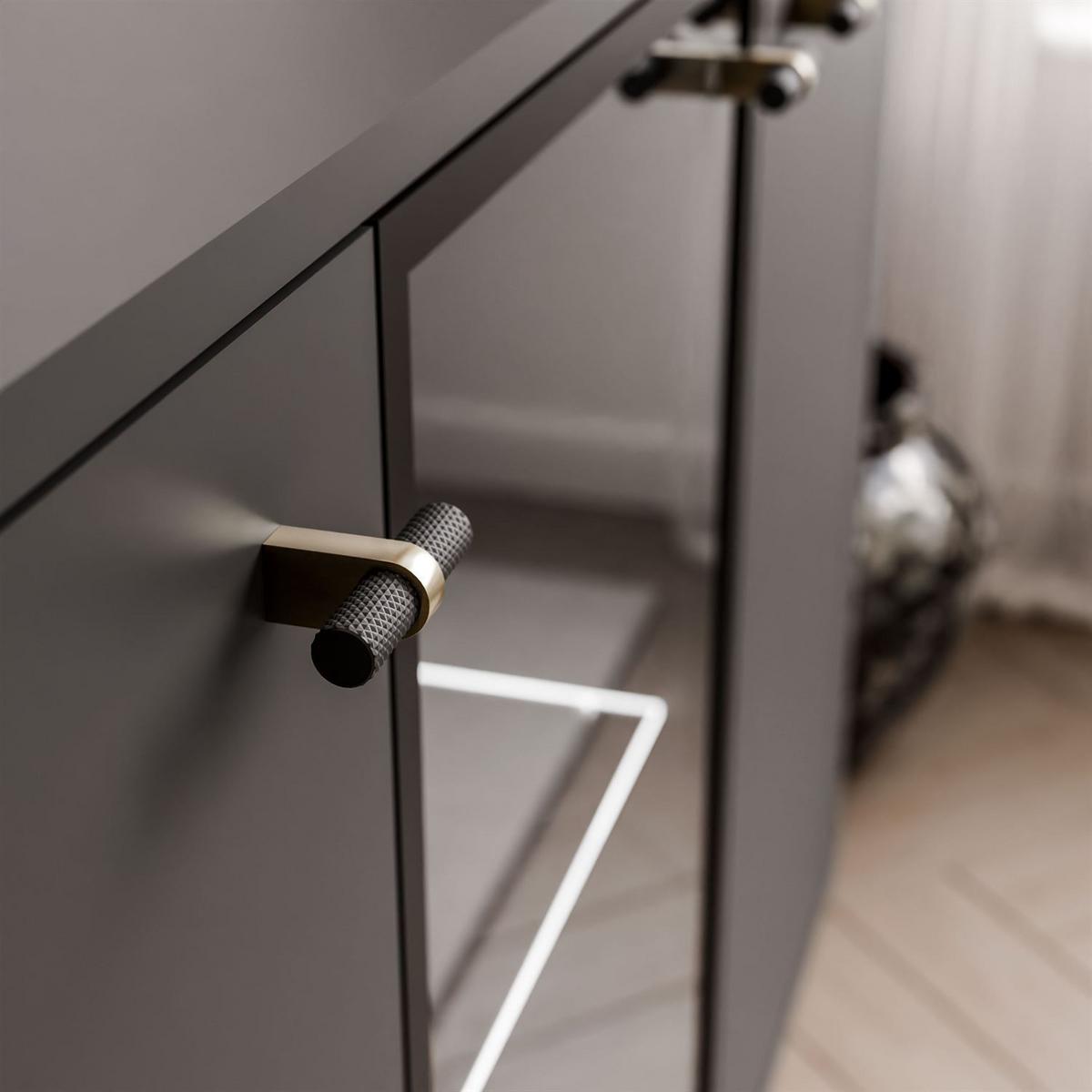SIDEBOARD ELODIE 3T mit LED-Beleuchtung Schwarz - Schwarz, Holzwerkstoff (150/81/40cm) - Lookway