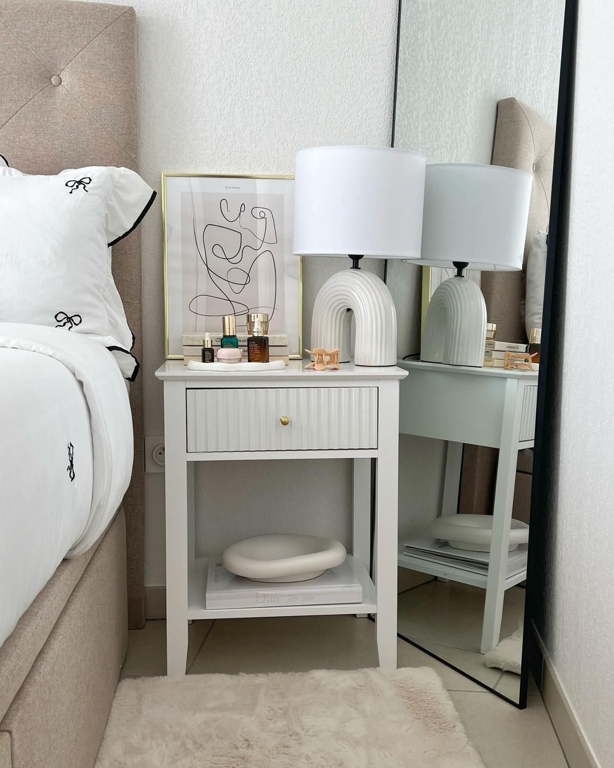 NACHTTISCH mit 1 Schublade Weiß Assisi - Weiß, Holzwerkstoff (35/48/62cm) - Beliani