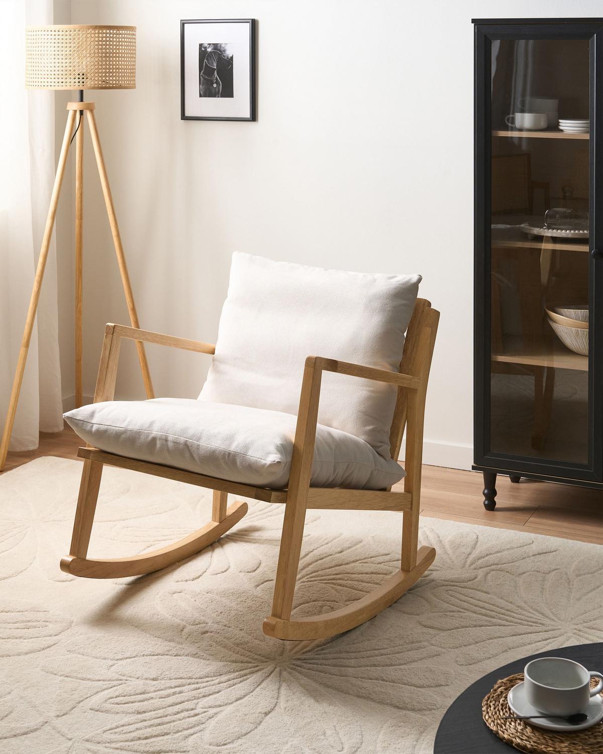 SCHAUKELSESSEL Holz Hellbraun/Hellbeige Kjevik - Beige/Braun, Textil (65/75/75cm) - Beliani