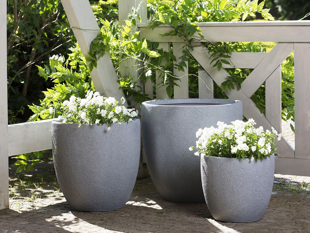 BLUMENTOPF hellgrau rund 46/46/46 cm Kannia - Hellgrau, Naturmaterialien (46cm) - Beliani