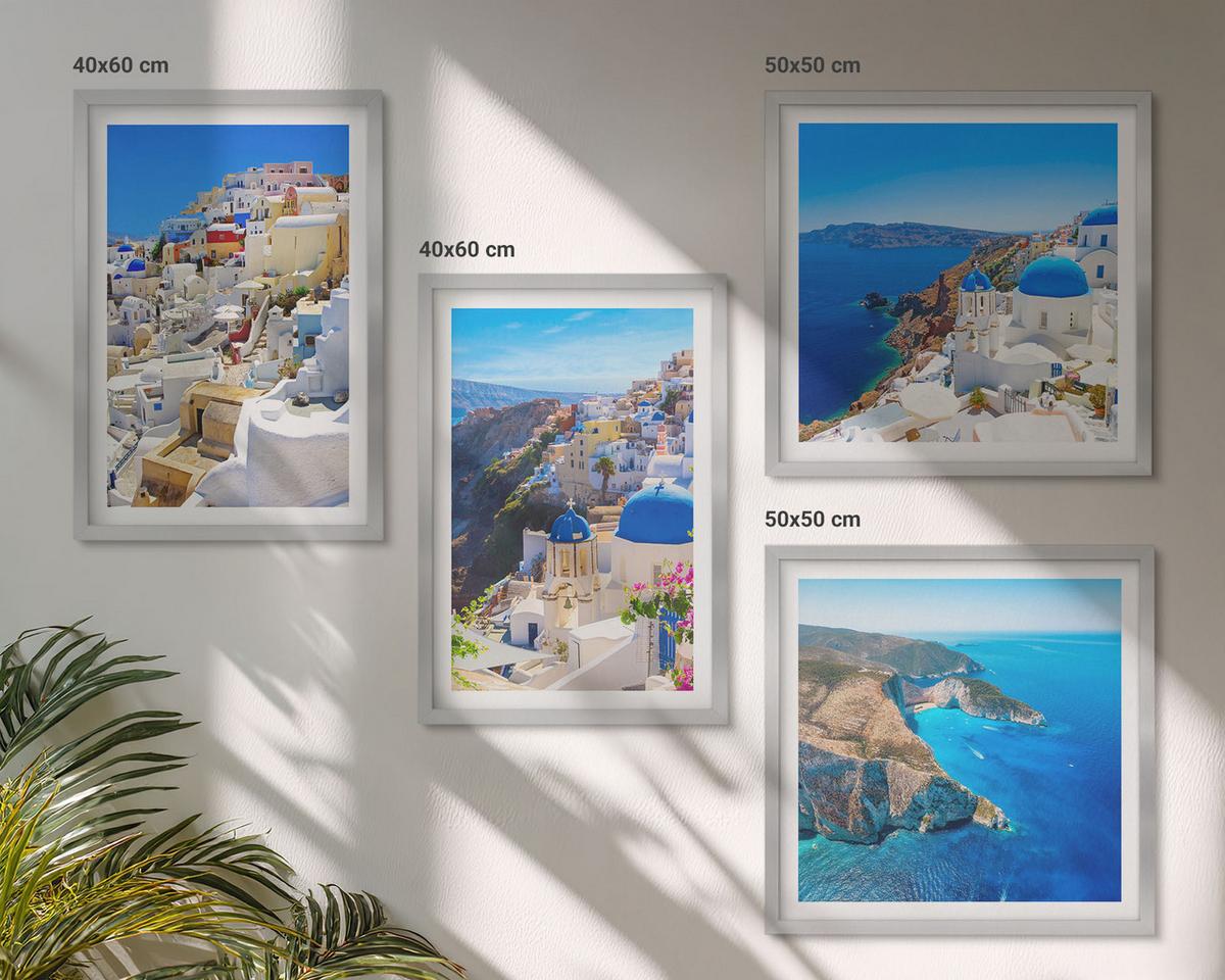 BILDER SET 4er Set - 50x50 cm & 40x60 cm Silberner Rahmen - Architekturlandschaft Oia Santorin Griechenland - Silberfarben, Kunststoff (50/50cm) - TULUP