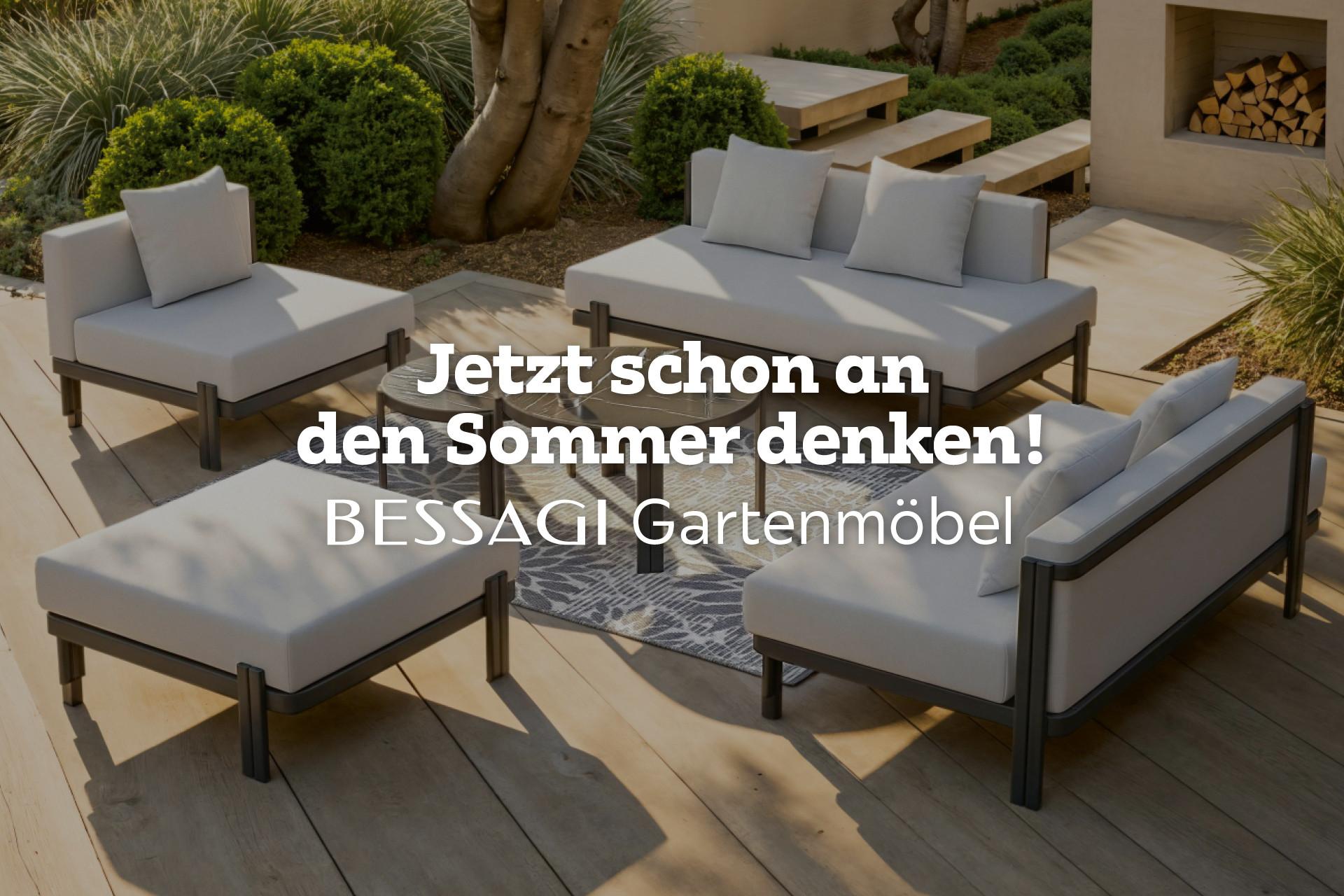 Helle Loungegarnitur mit runden Tischen, Jetzt schon an den Sommer denken! BESSAGI Gartenmöbel