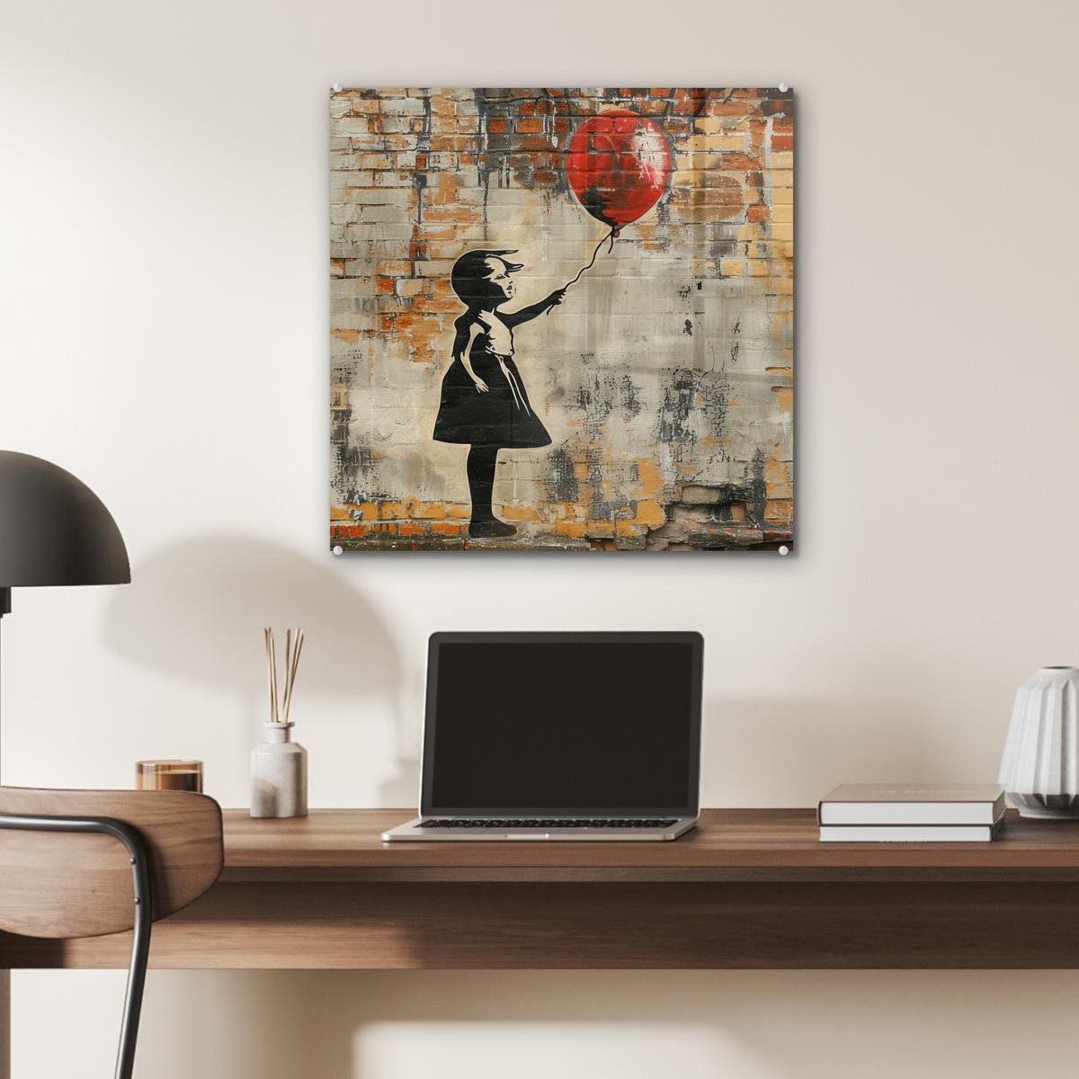 ACRYLGLASBILD Graffiti - Banksy - Mädchen - Straßenkunst 50x50 cm - Sandfarben, Glas (50/50cm) - MuchoWow