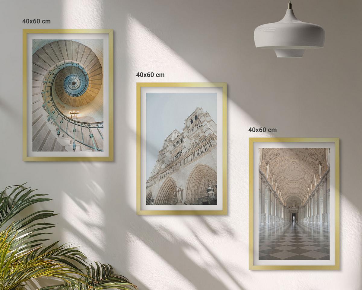 BILDER SET 3er Set - 40x60 cm Goldrahmen - Wendeltreppe der Kathedralenfassade - Goldfarben, Kunststoff (40/60cm) - TULUP