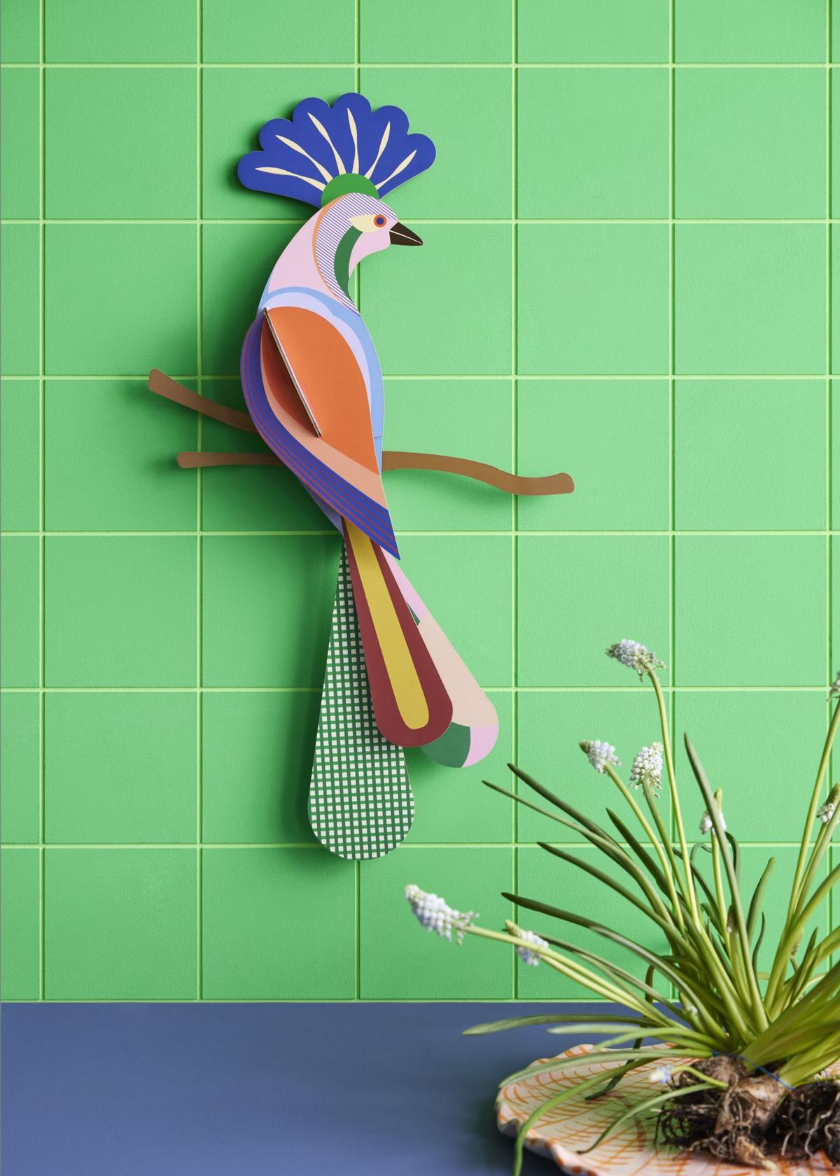 WANDDEKO Leuchtender Vogel 6.4/40.2 cm - Multicolor, Wellpappe (6.4/40.2/43cm) - Studio Roof