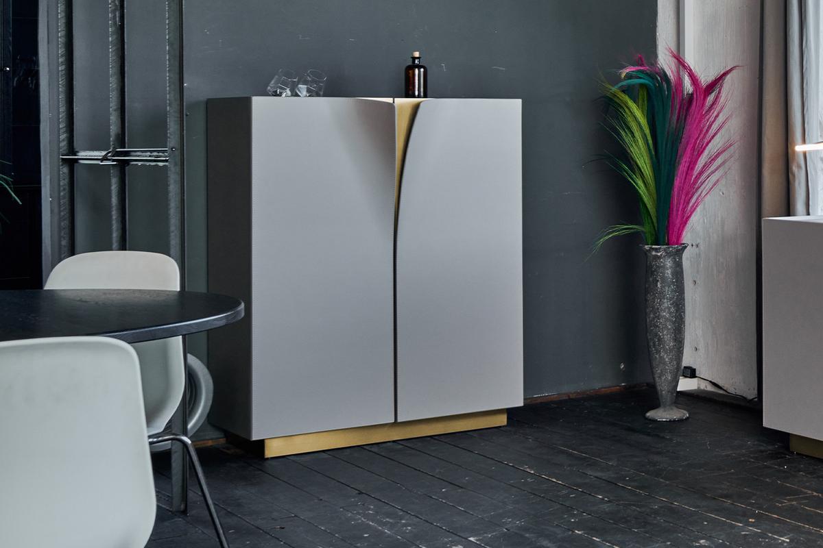 HIGHBOARD EMMA Grau Holz - Messingfarben/Braun, Holz/Metall (100/120/42cm) - KAWOLA