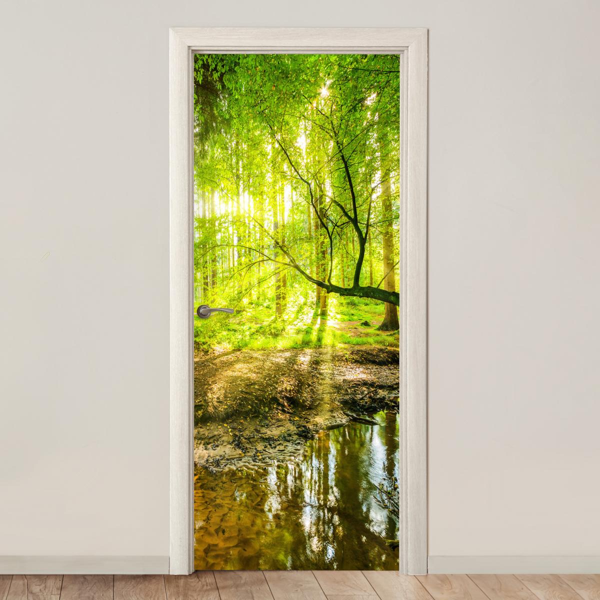 TÜRAUFKLEBER Wald - Landschaft - Wasser - Bäume - Sonne - Grün - Natur Room Decor 85x205 cm - Türtapete - Hellgrün, Kunststoff (85/0.1cm) - MuchoWow