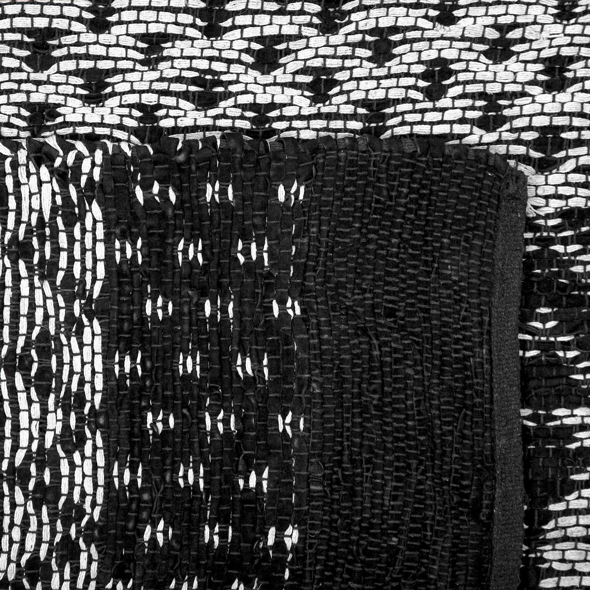 TEPPICH geflochten Sokun 150/80 cm - Schwarz, Fell (80/150cm) - Beliani