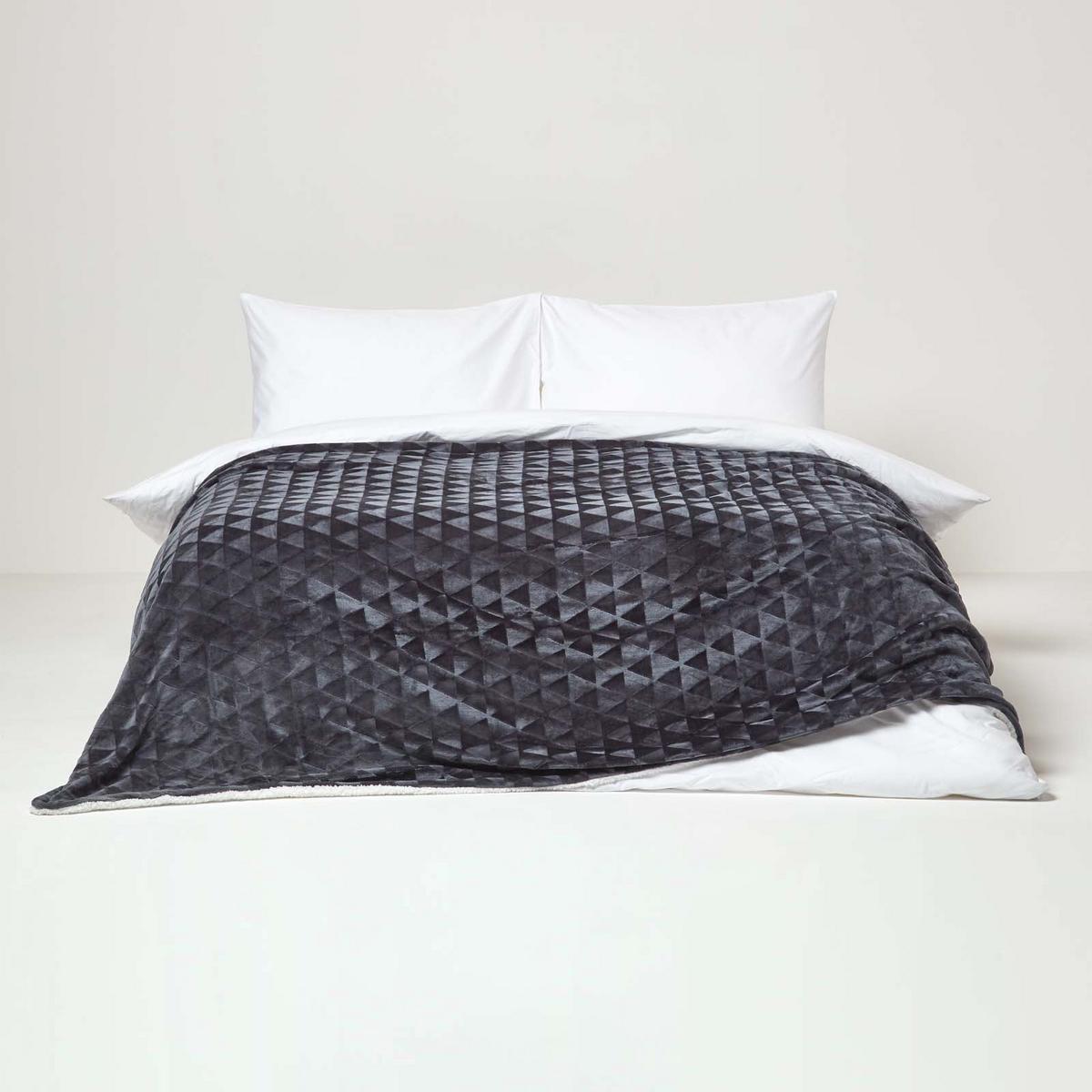 KUSCHELDECKE Sherpa 200/230 cm, Samtdecke mit Dreieckmuster - Dunkelgrau, Textil (200/230cm) - Homescapes