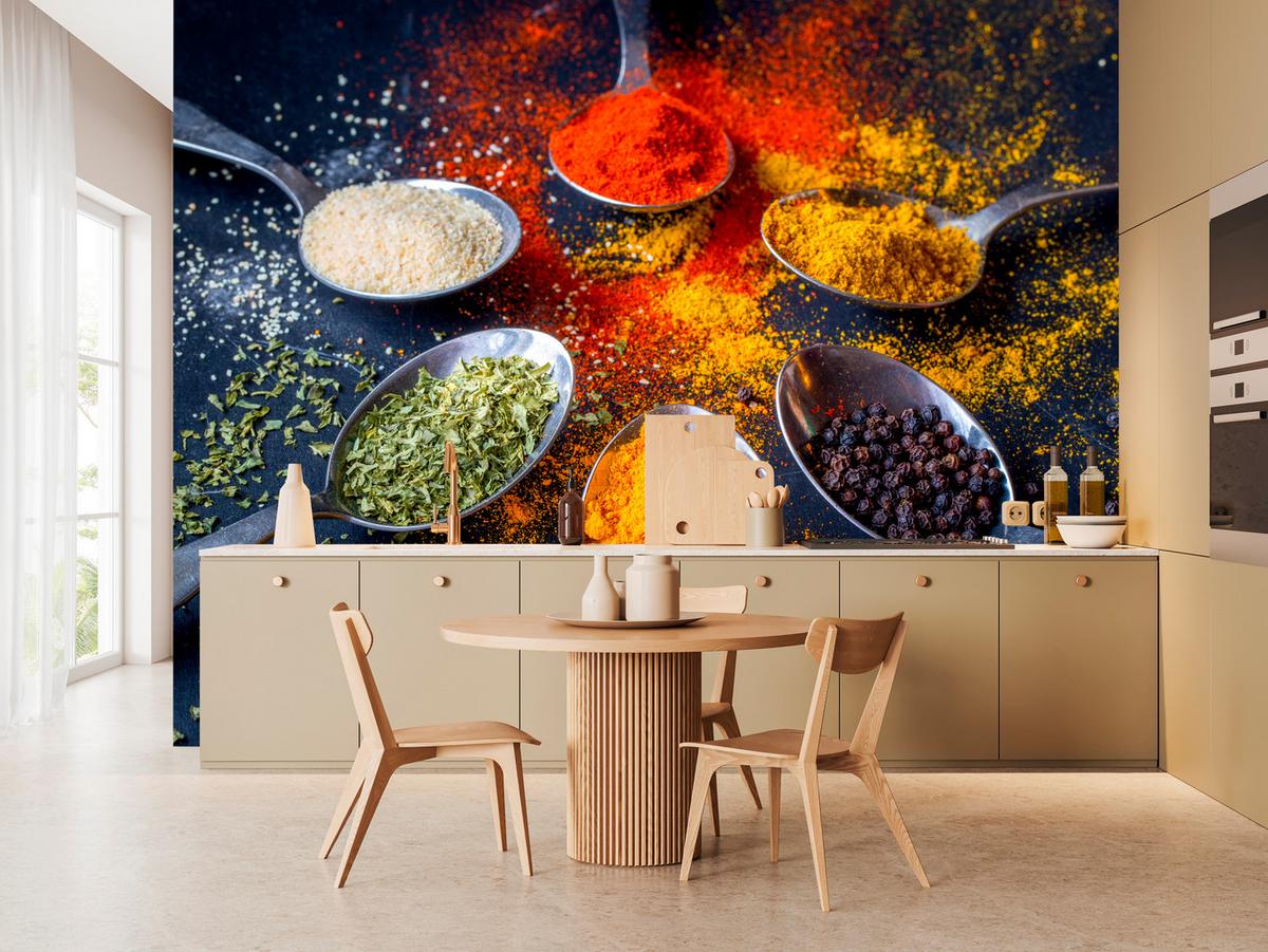 FOTOTAPETE für Küche Gewürzlöffel Orientalisch Curry Kurkuma Pfeffer 150x105 - Beige/Rot, Papier (150/105cm) - Muralo