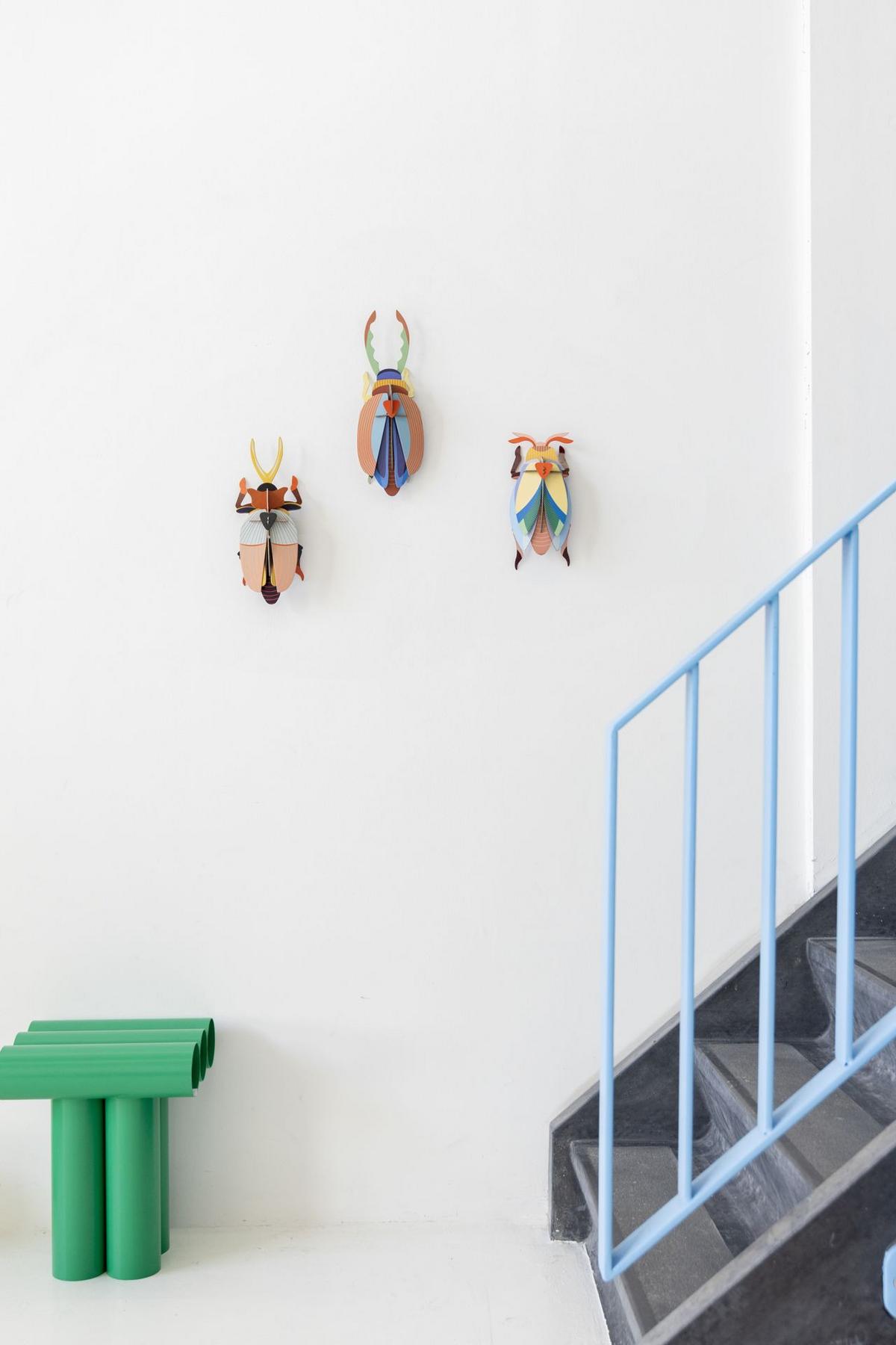 WANDDEKO Geweihkäfer mit Kamm 7.5/38 cm - Multicolor, Wellpappe (7.5/38/13cm) - Studio Roof