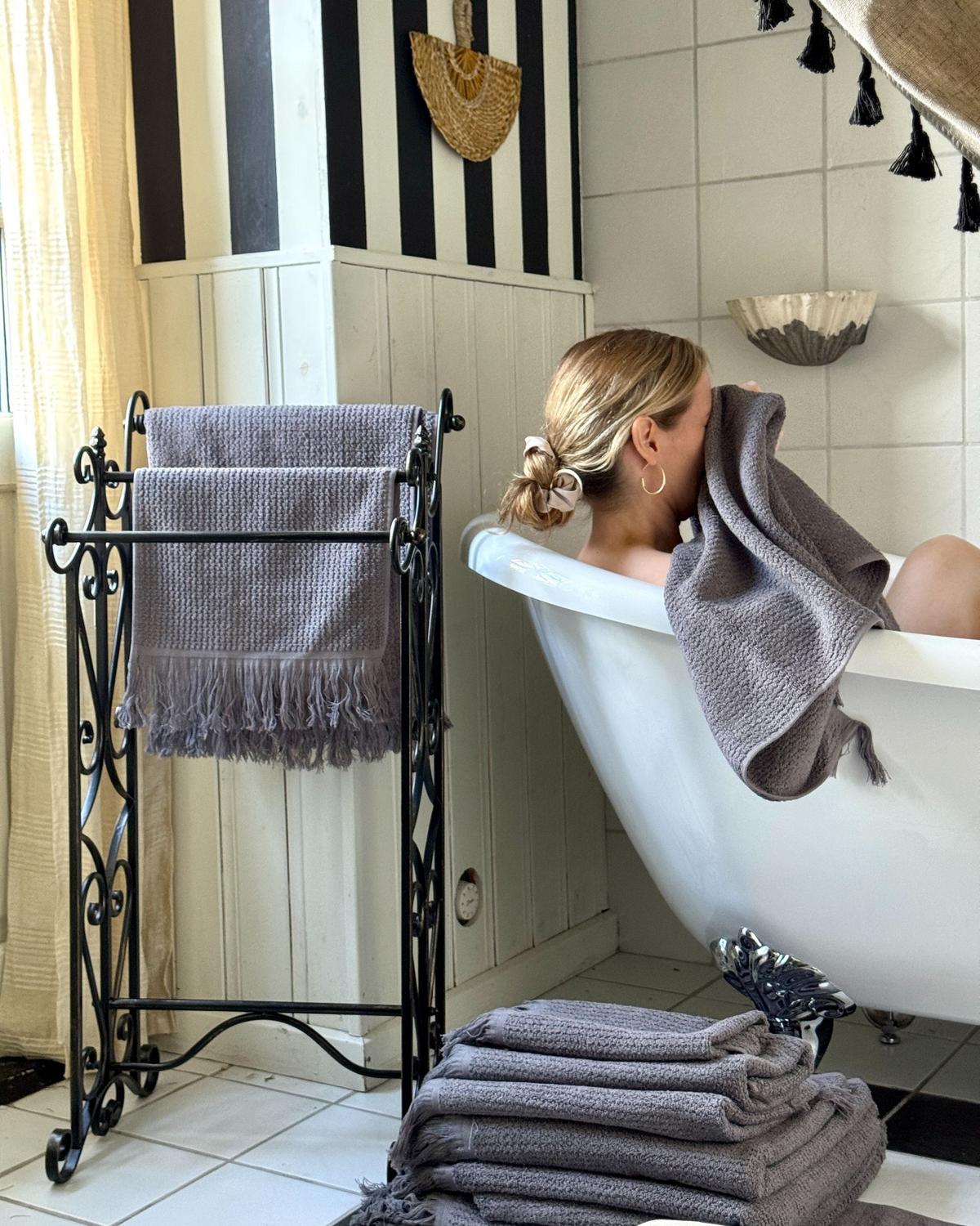 BADEHANDTUCH 9-teilig Grau Atiu - Grau, Textil (70/140cm) - Beliani