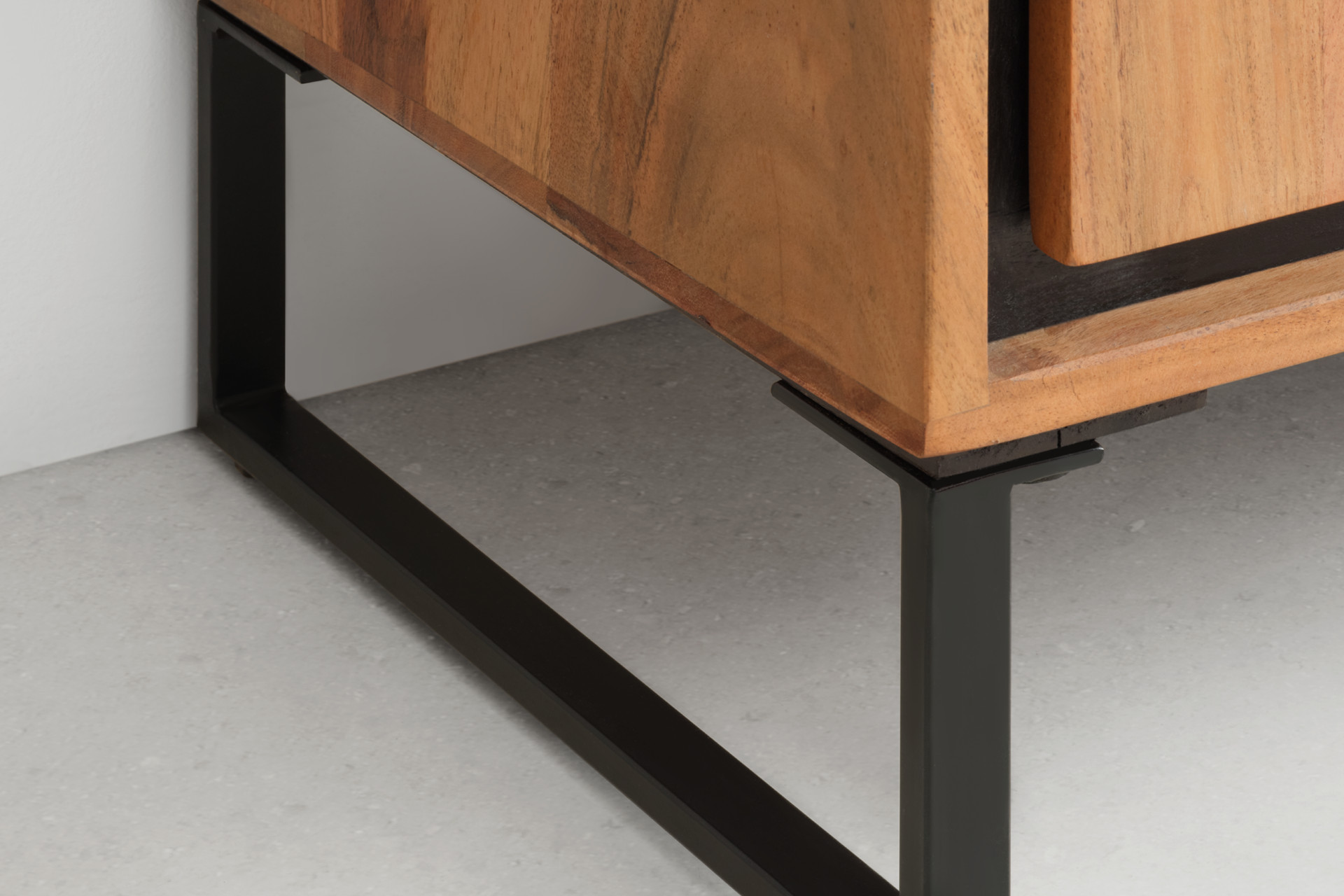 Highboard U-Füße Schwarz Komfortfüße Eisen rostfrei