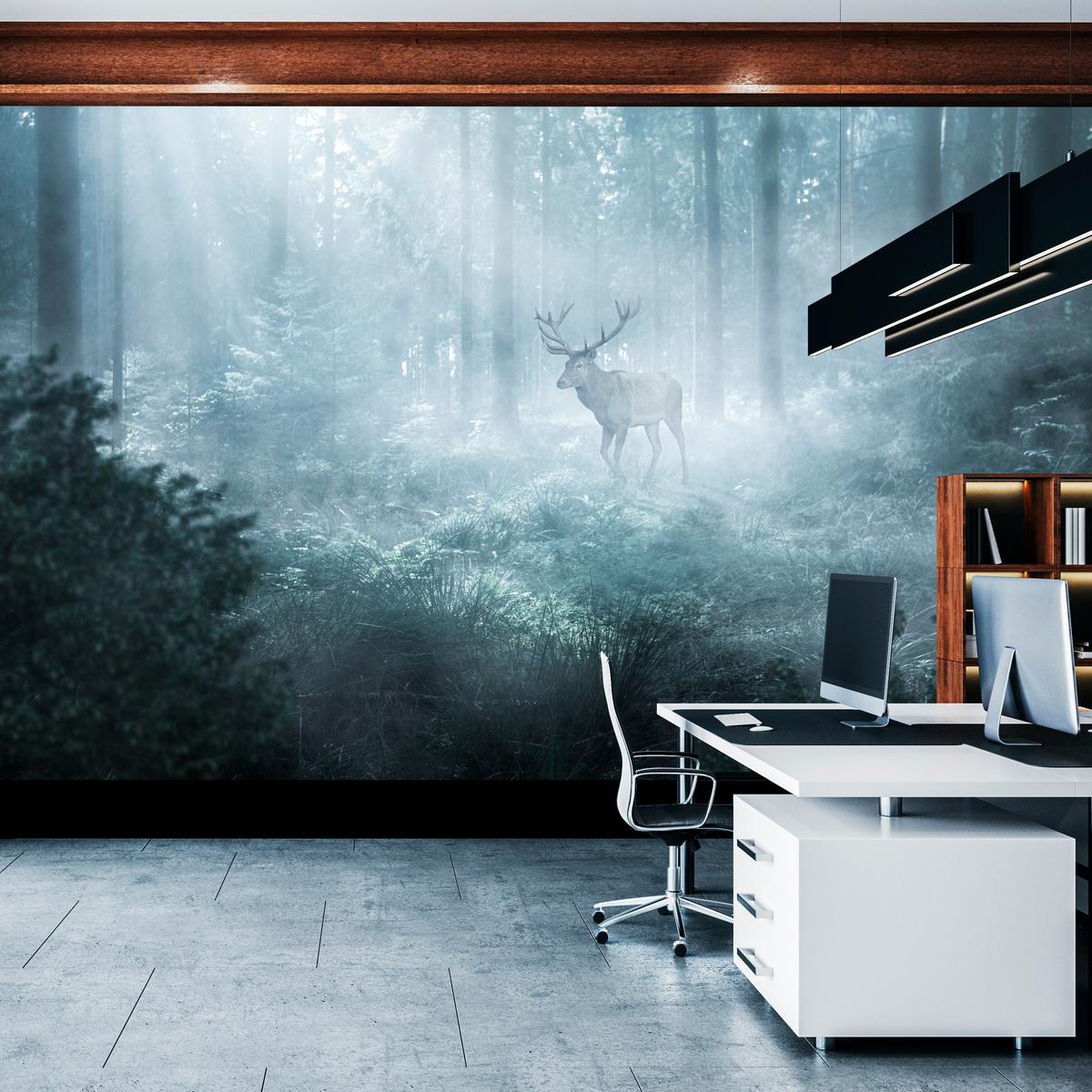 FOTOTAPETE für Wohnzimmer Hirsch Nebelwald Bäume Pflanzen 350x256 - Weiß/Grau, Papier (350/256cm) - Muralo