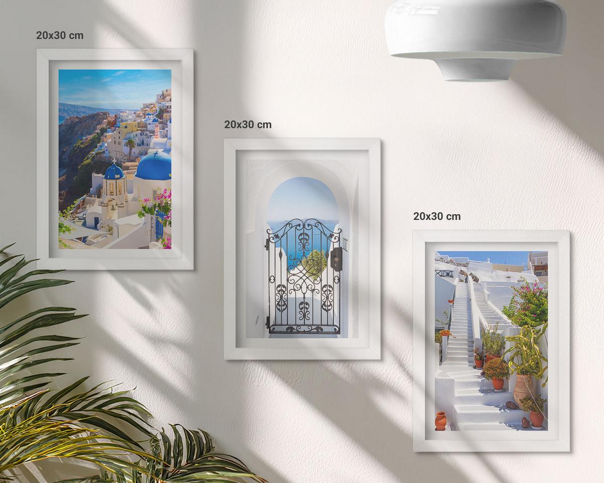 BILDER SET 3er Set - 20x30 cm Weißer Rahmen - Santorini-Architektur Oia - Weiß, Kunststoff (20/30cm) - TULUP