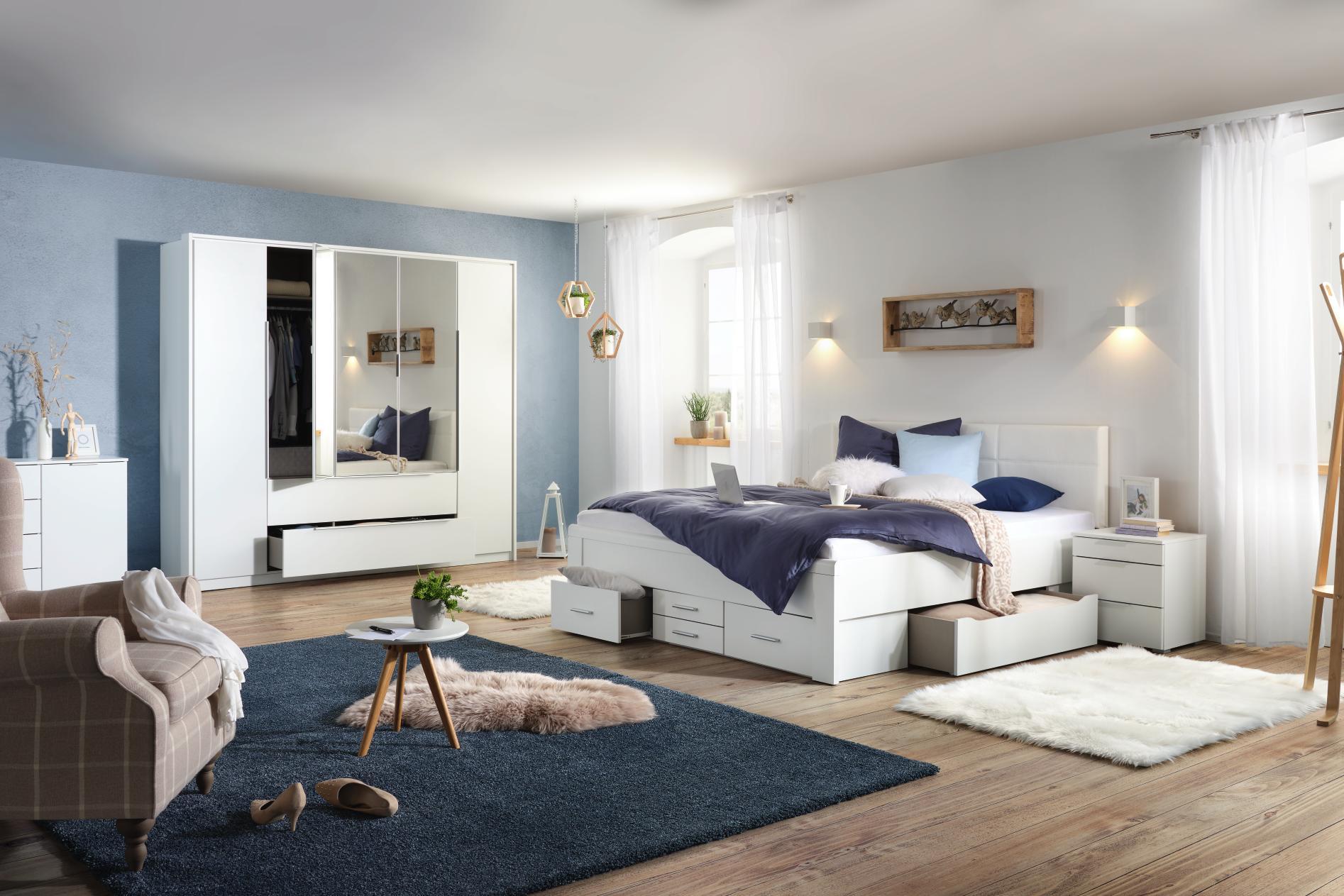 Mehr Stil im Schlafzimmer gelingt Ihnen mit den mömax Serien mömax