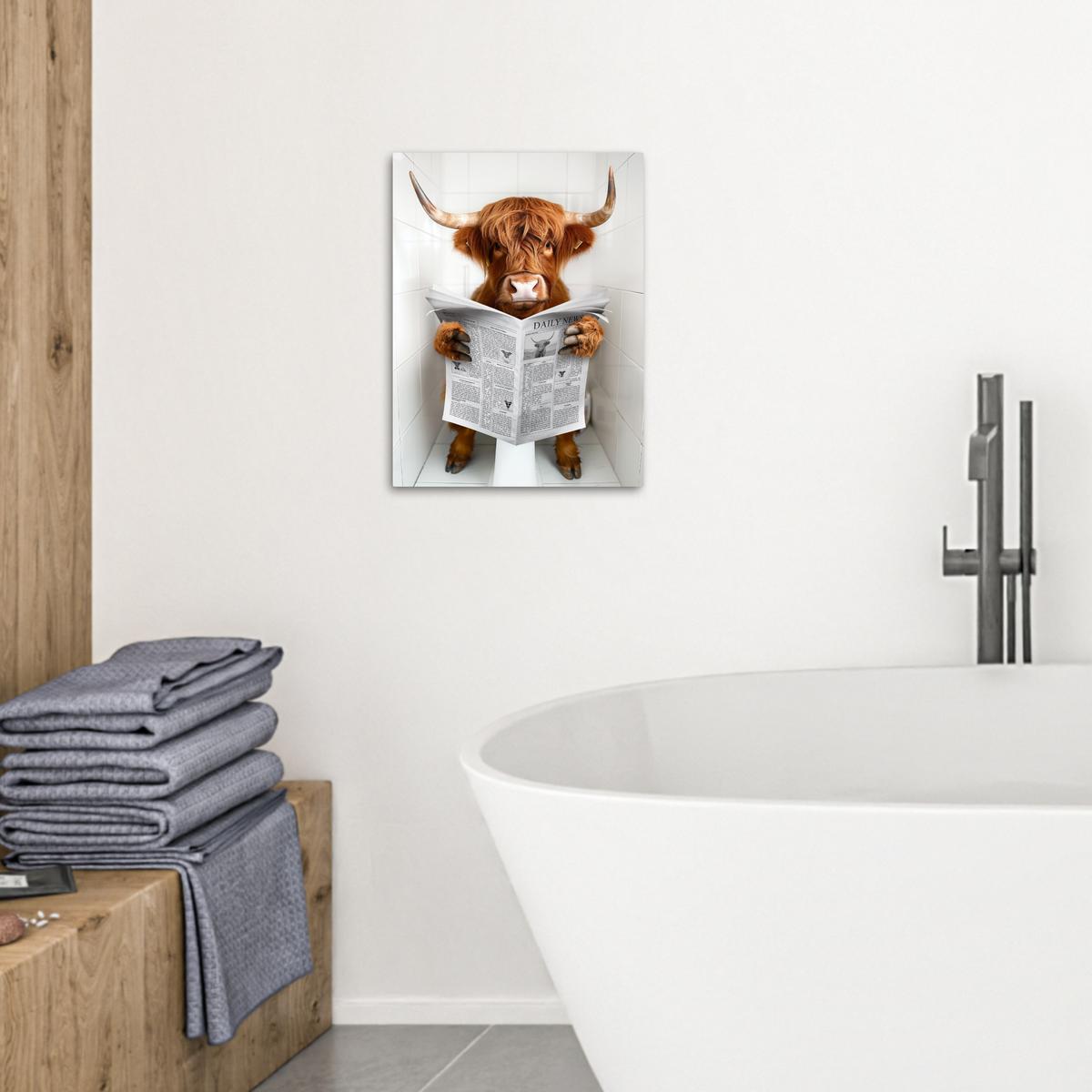 LEINWANDBILD Schottischer Highlander - Tier - Zeitung - Toilette Room Decor 30x40 cm - Kastanienfarben, Textil (30/40cm) - MuchoWow