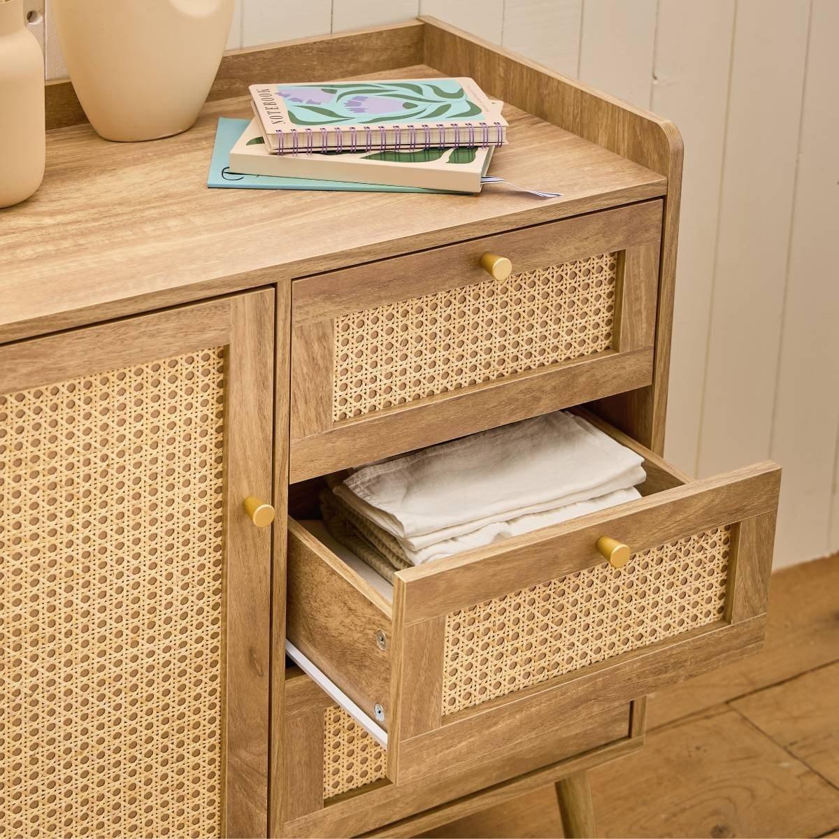 KOMMODE mit 1 Tür und 3 SchubladenRattanfronten und Holzfüßen 39/79,5/80 cm - Apfelbaumfarben, Holzwerkstoff (39/79.5/80cm) - Calicosy