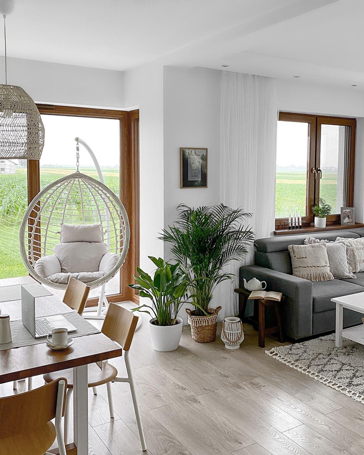 HÄNGESESSEL mit Gestell PE Rattan weiß 106 cm Fano - Weiß, Kunststoff (108/200/108cm) - Beliani