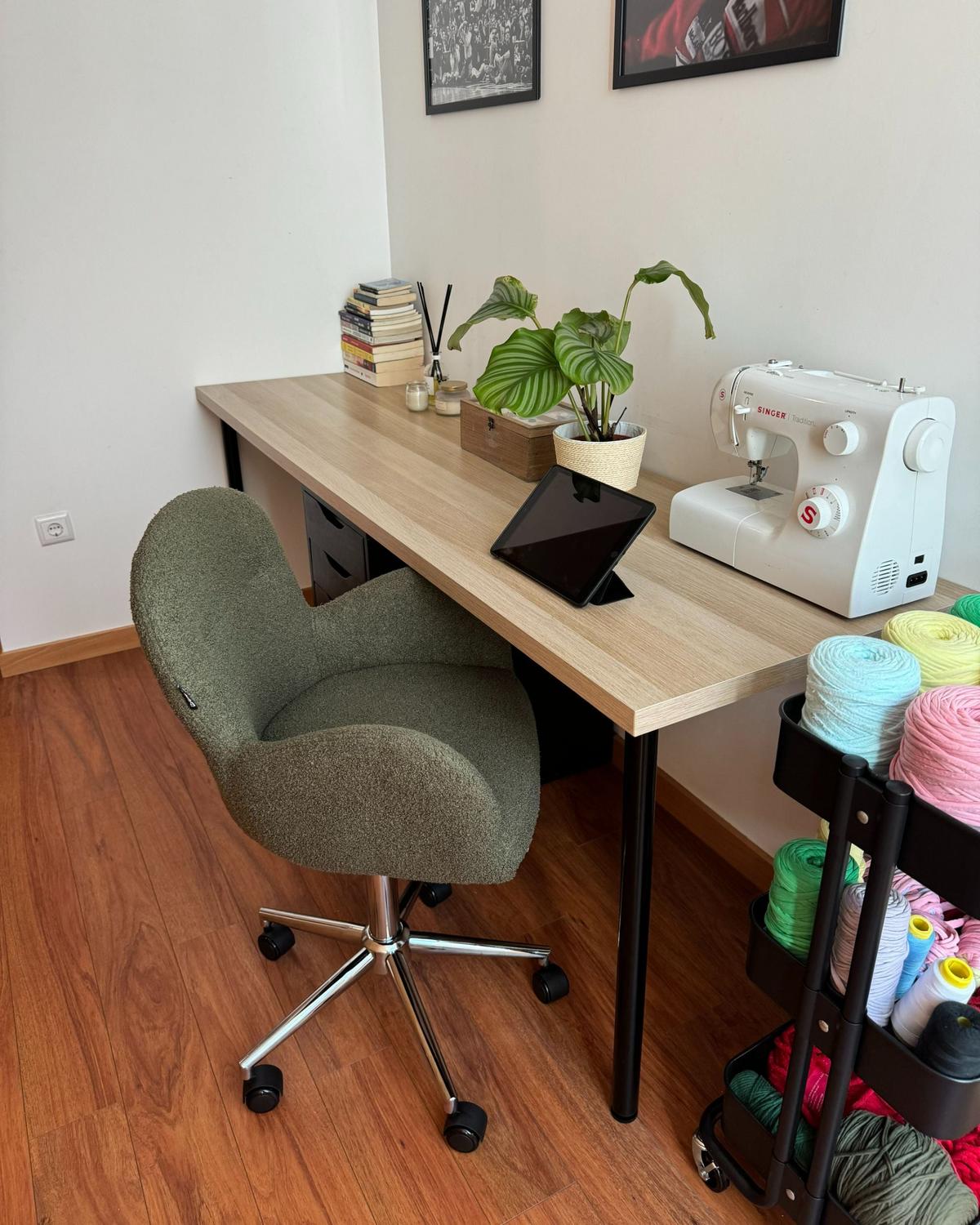 BÜROSTUHL Bouclé Dunkelgrün Priddy - Silberfarben/Grün, Textil (60/79/60cm) - Beliani